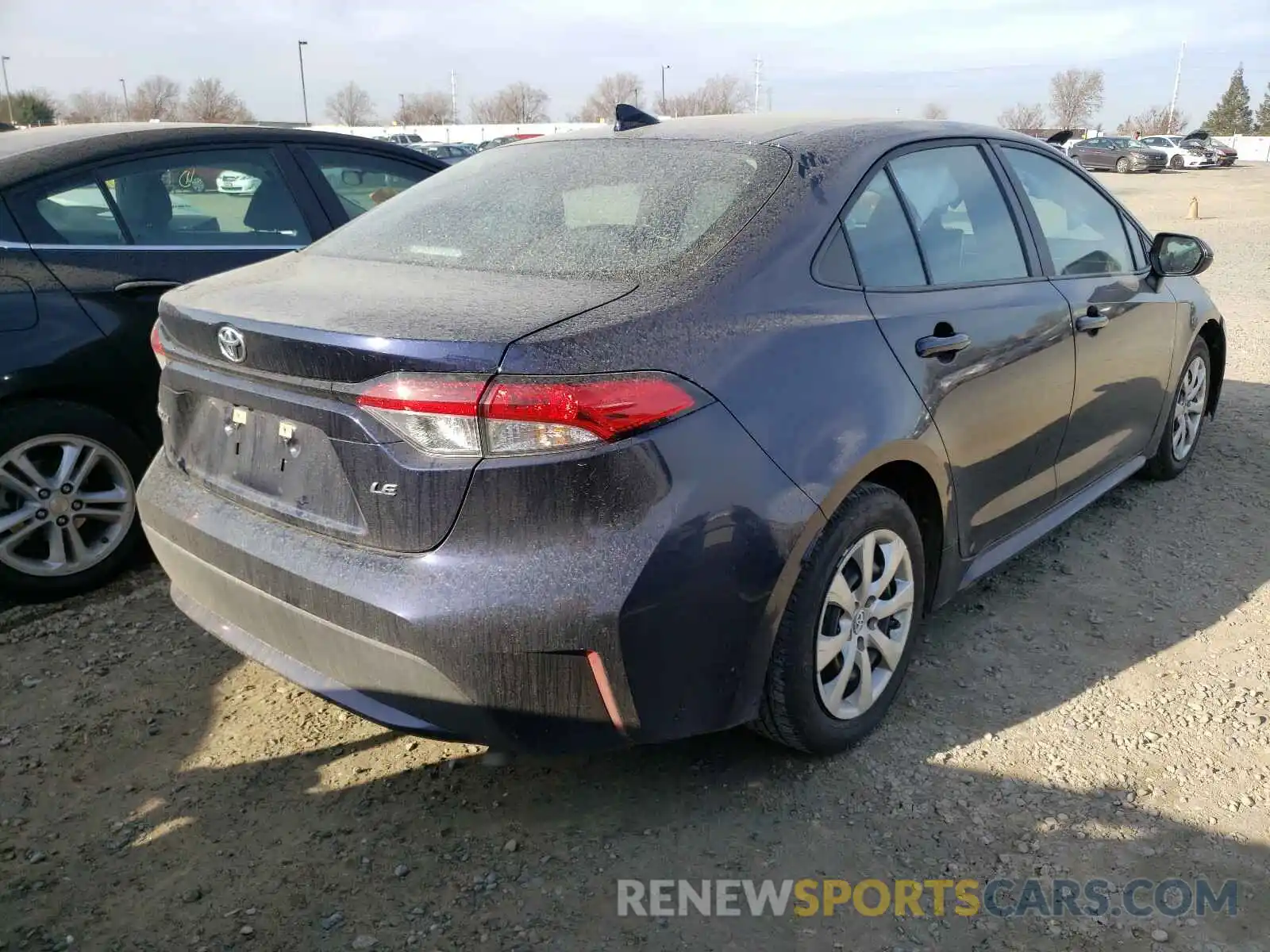 4 Photograph of a damaged car 5YFEPRAE8LP094090 TOYOTA COROLLA 2020