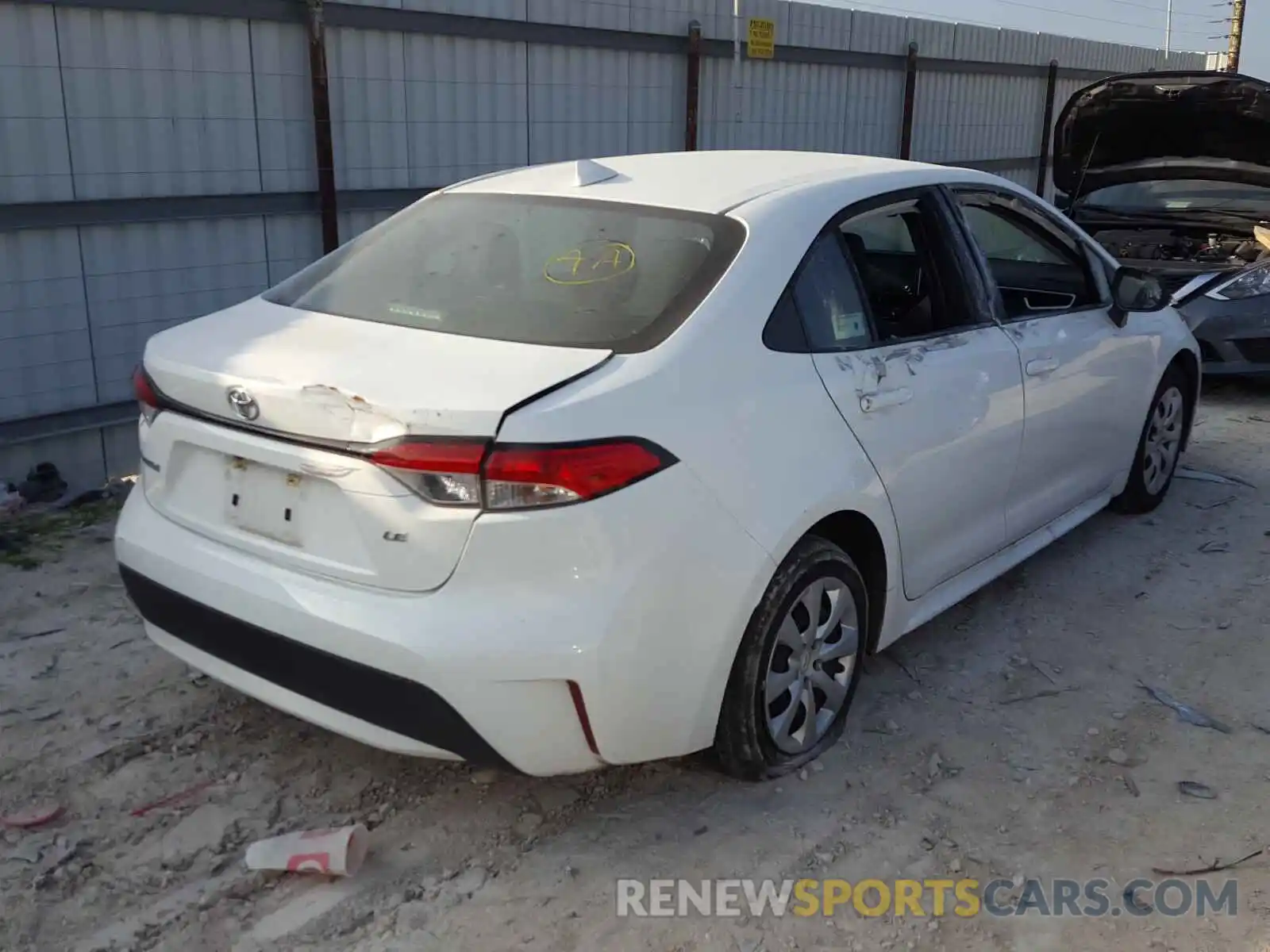 4 Photograph of a damaged car 5YFEPRAE8LP097183 TOYOTA COROLLA 2020