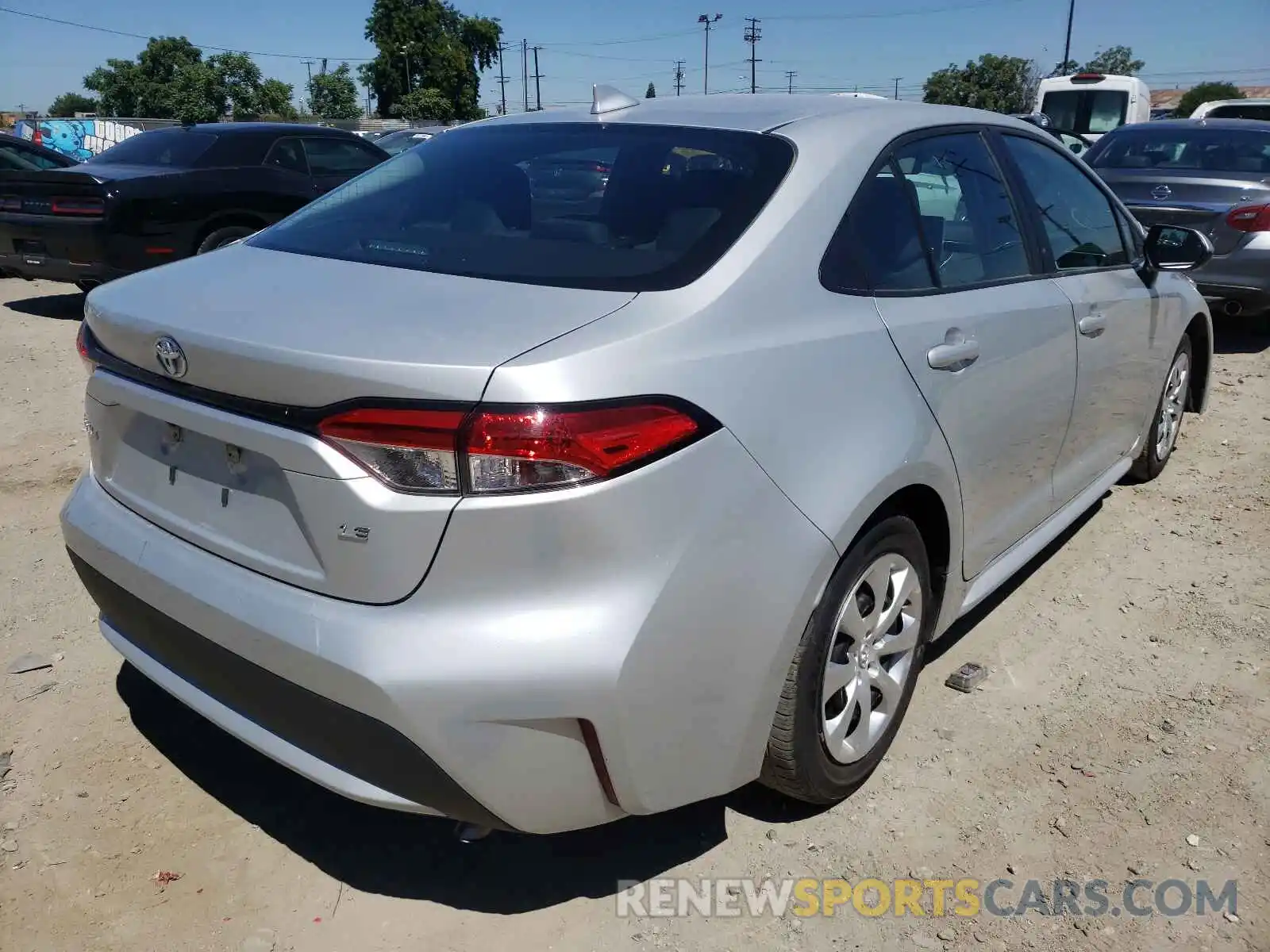 4 Photograph of a damaged car 5YFEPRAE8LP098253 TOYOTA COROLLA 2020