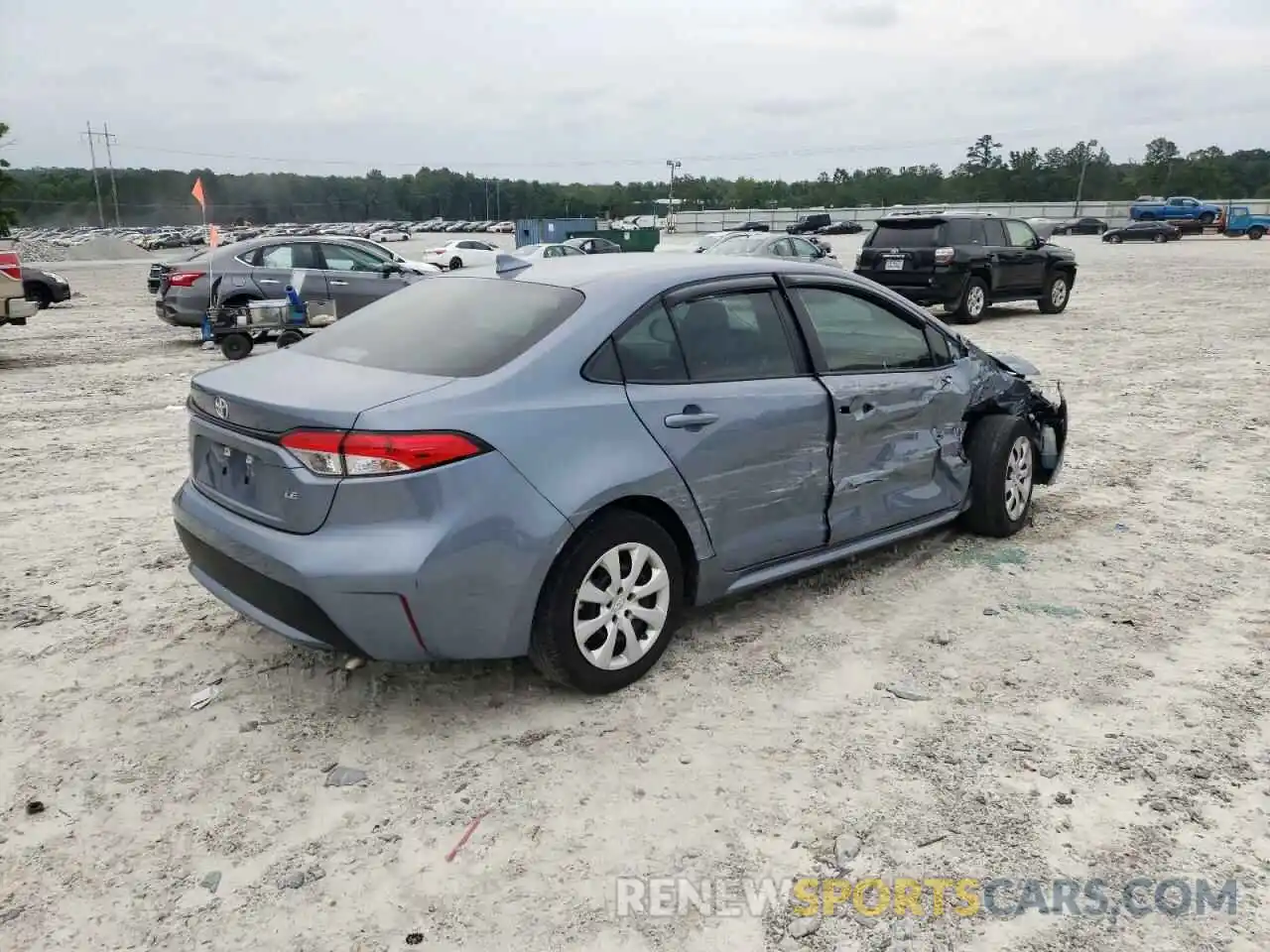 4 Photograph of a damaged car 5YFEPRAE8LP099788 TOYOTA COROLLA 2020