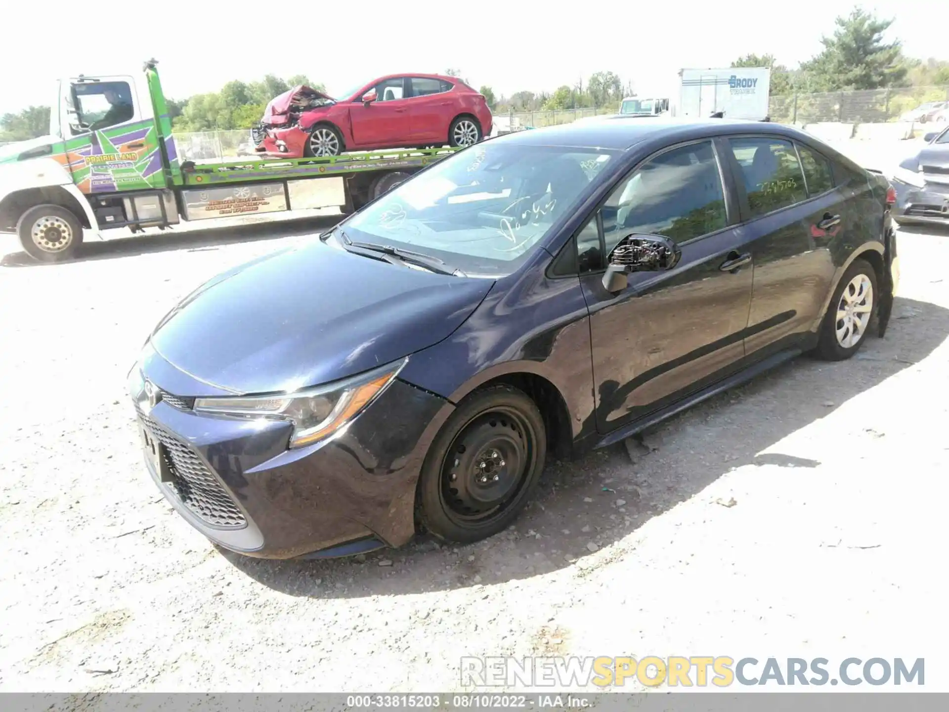 2 Photograph of a damaged car 5YFEPRAE8LP100955 TOYOTA COROLLA 2020