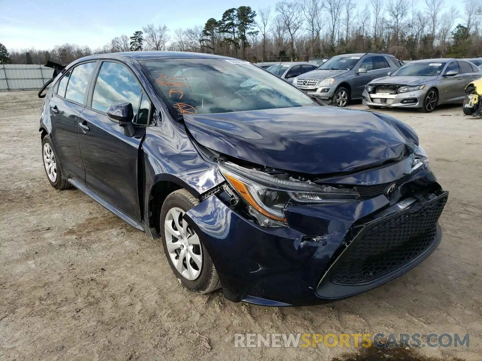 1 Photograph of a damaged car 5YFEPRAE8LP101054 TOYOTA COROLLA 2020