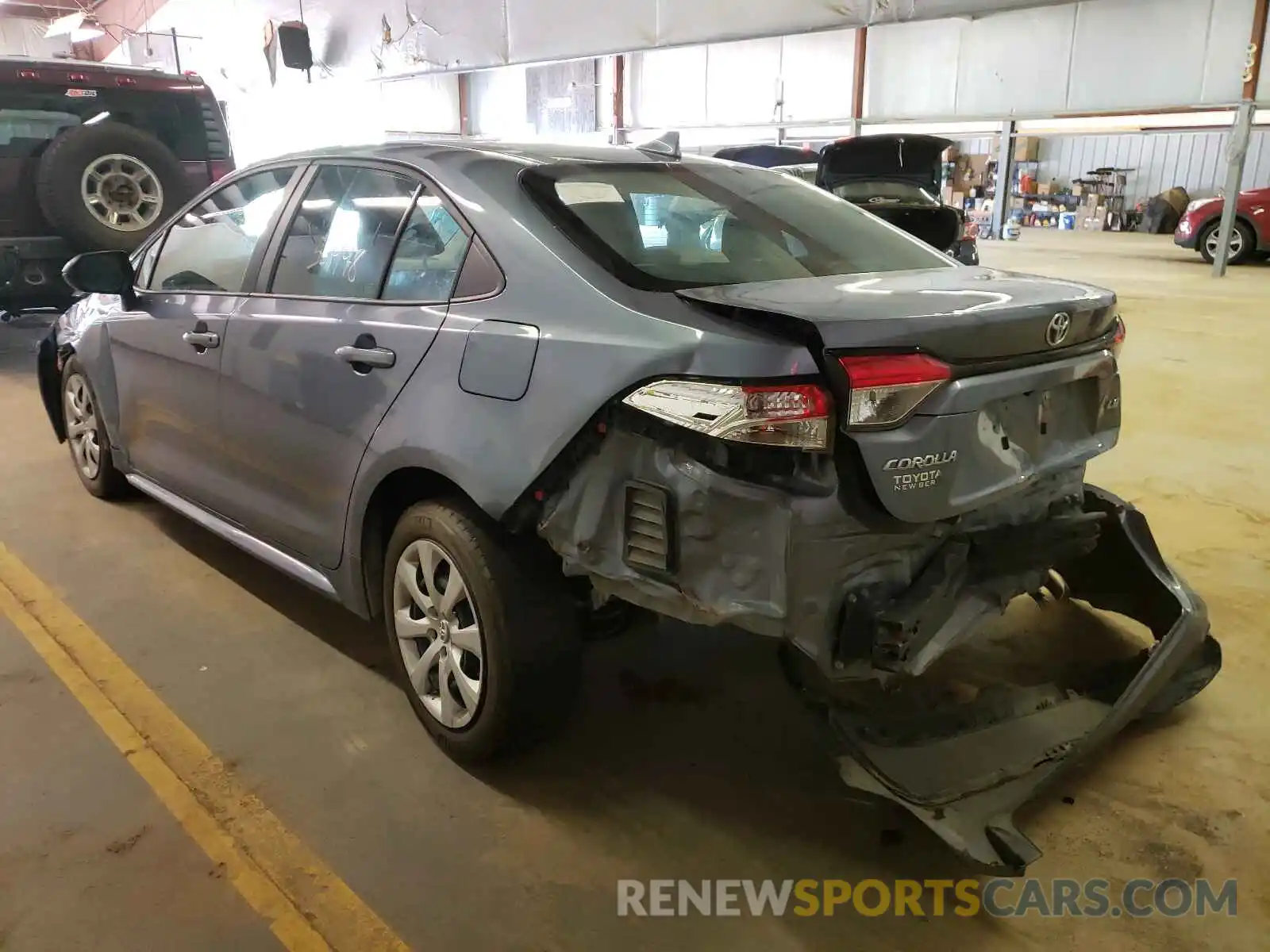 3 Photograph of a damaged car 5YFEPRAE8LP101118 TOYOTA COROLLA 2020