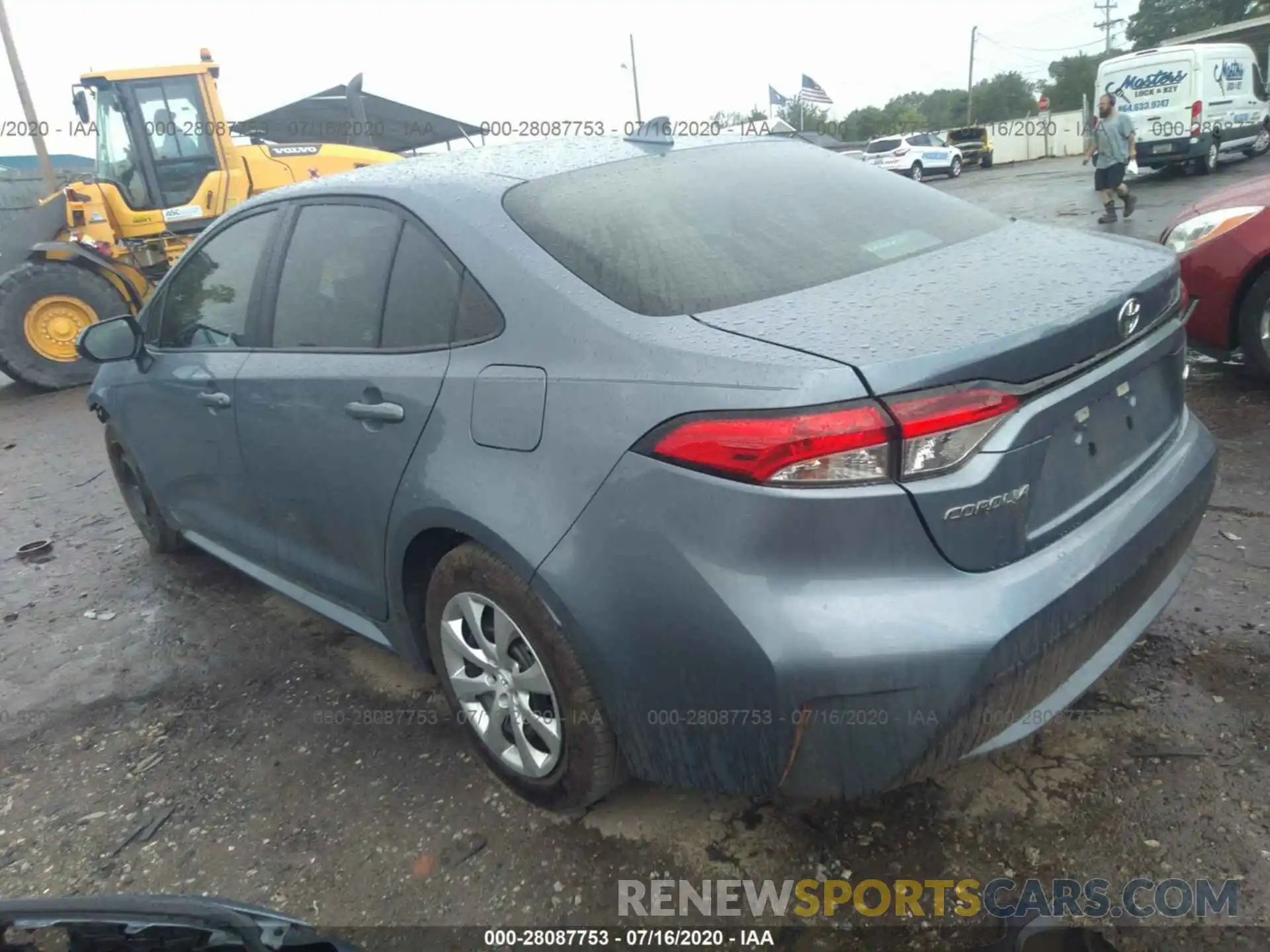 3 Photograph of a damaged car 5YFEPRAE8LP101572 TOYOTA COROLLA 2020