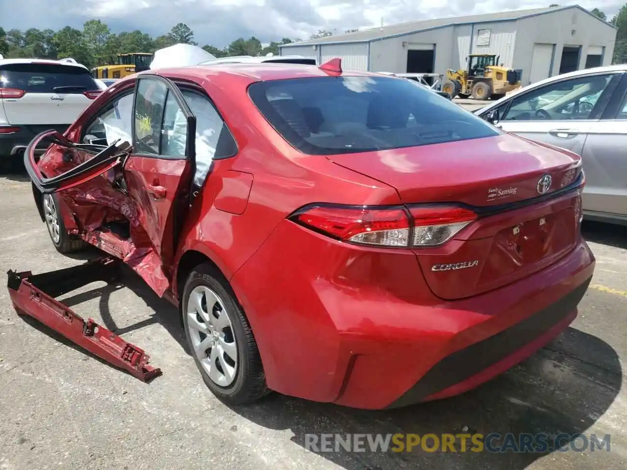 3 Photograph of a damaged car 5YFEPRAE8LP101927 TOYOTA COROLLA 2020