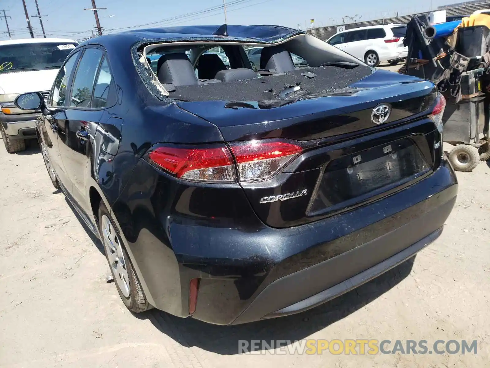 3 Photograph of a damaged car 5YFEPRAE8LP102334 TOYOTA COROLLA 2020