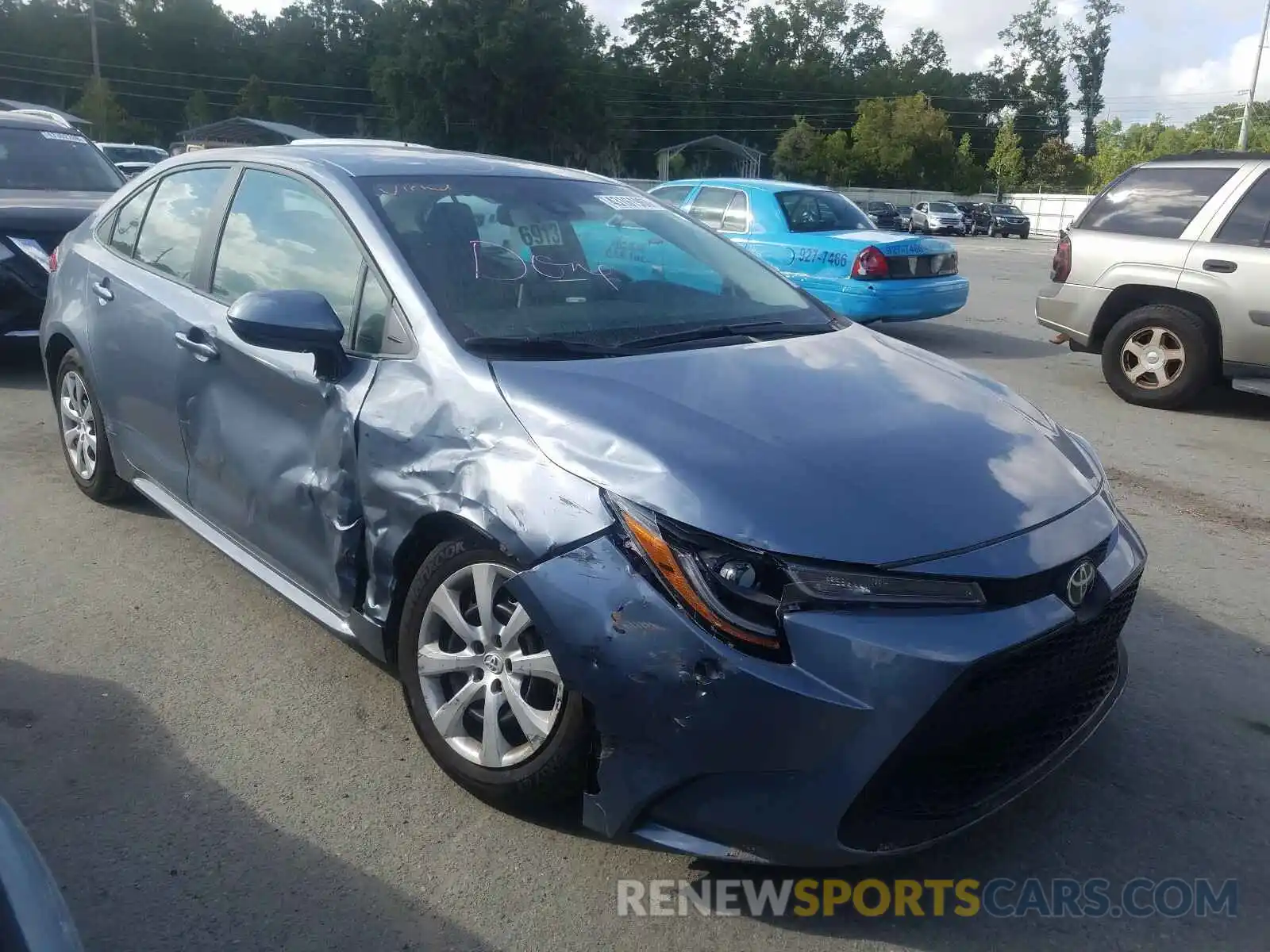 1 Photograph of a damaged car 5YFEPRAE8LP102480 TOYOTA COROLLA 2020