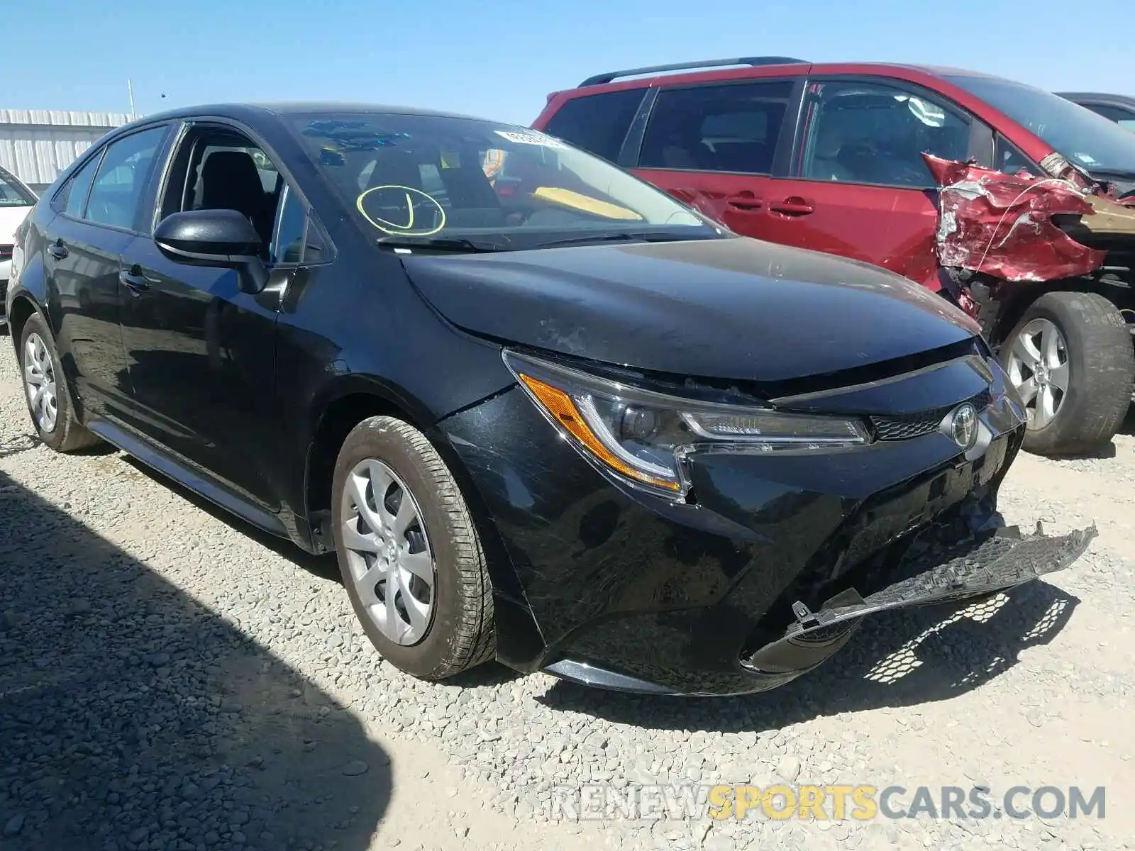 1 Photograph of a damaged car 5YFEPRAE8LP103287 TOYOTA COROLLA 2020