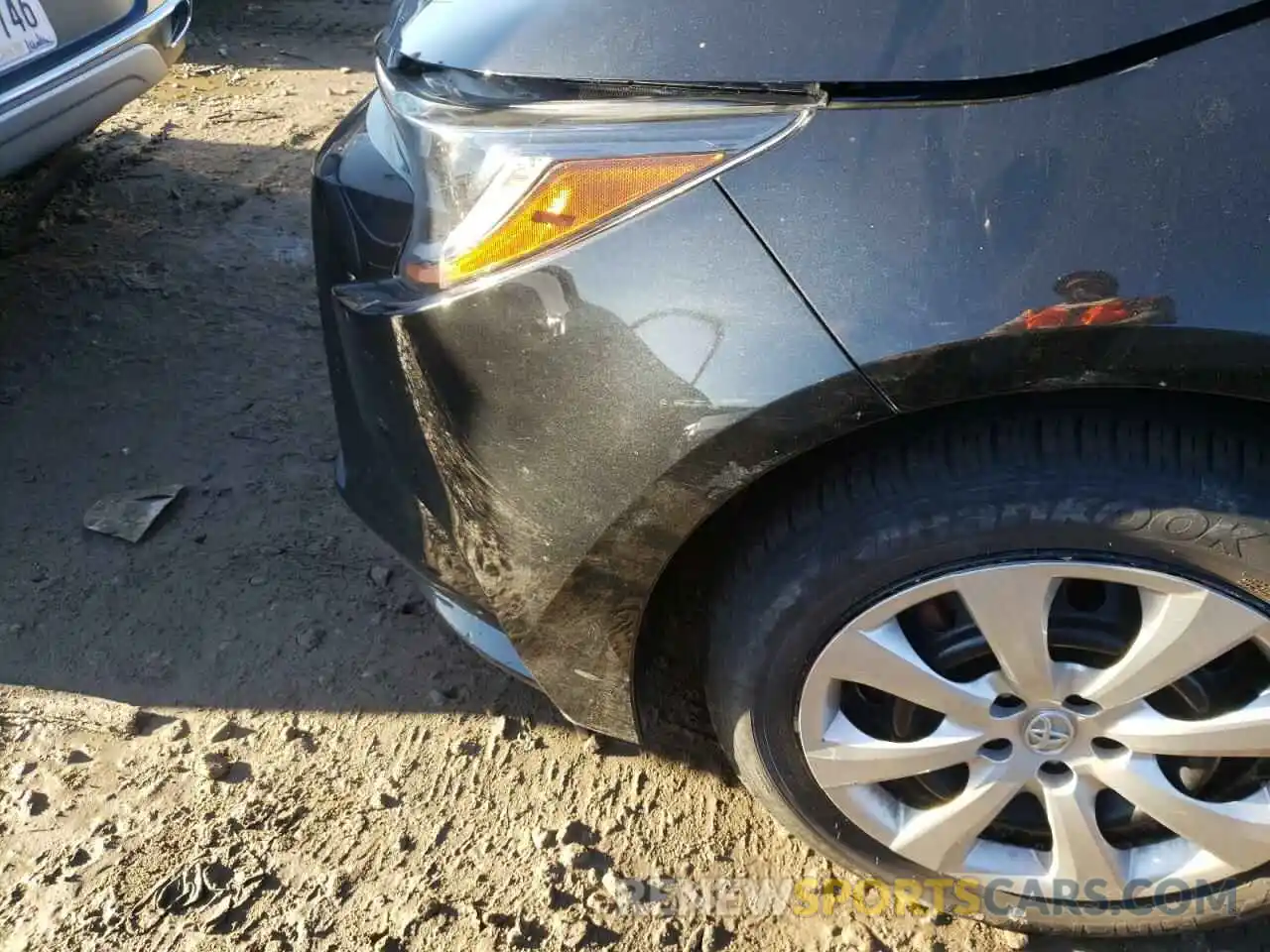 9 Photograph of a damaged car 5YFEPRAE8LP103841 TOYOTA COROLLA 2020