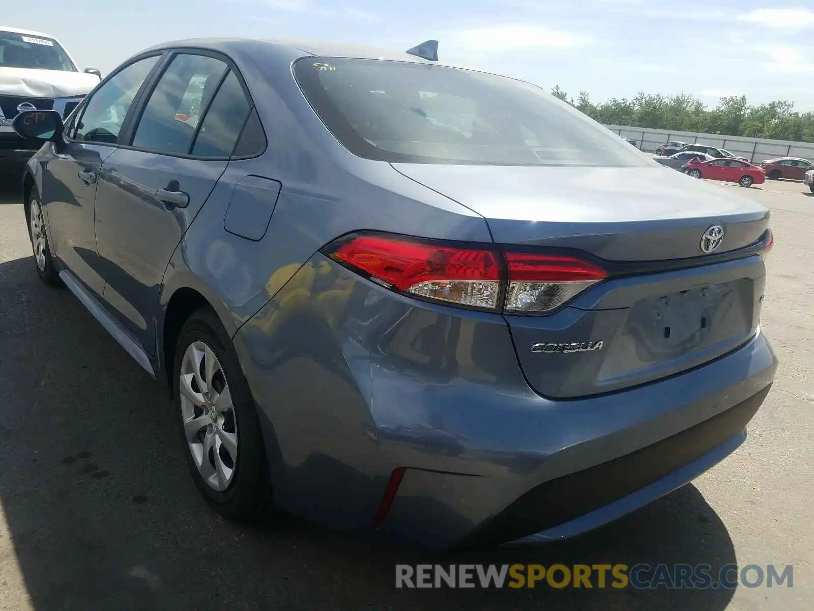 3 Photograph of a damaged car 5YFEPRAE8LP103872 TOYOTA COROLLA 2020