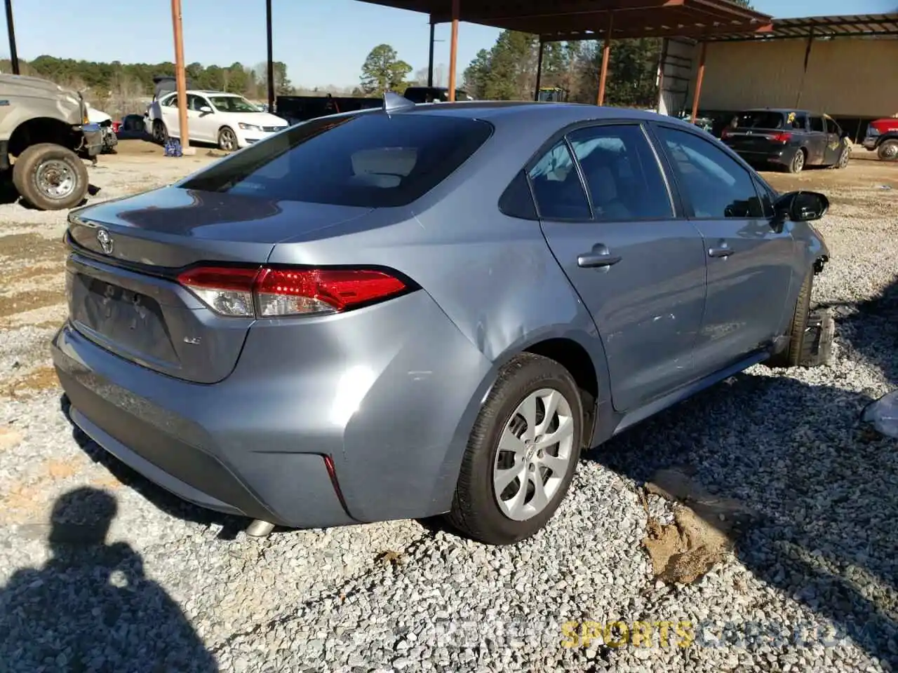 4 Photograph of a damaged car 5YFEPRAE8LP103998 TOYOTA COROLLA 2020