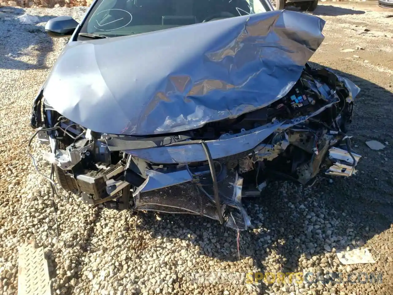 9 Photograph of a damaged car 5YFEPRAE8LP103998 TOYOTA COROLLA 2020