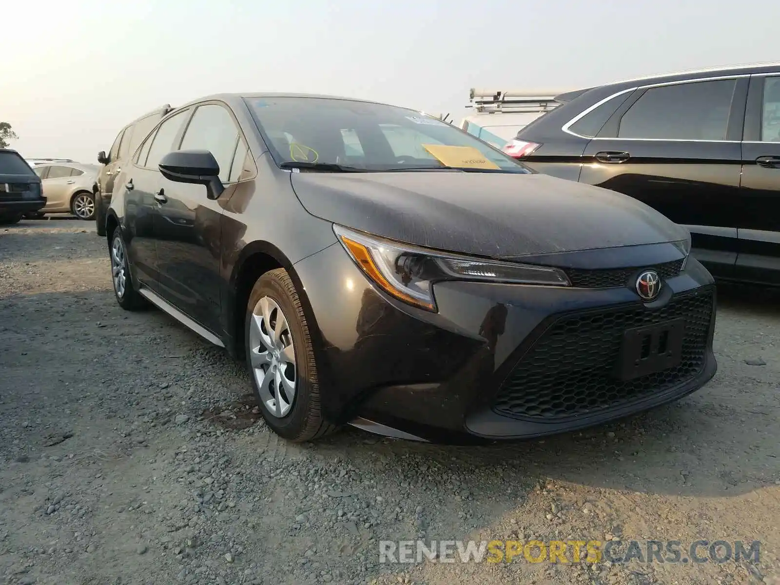 1 Photograph of a damaged car 5YFEPRAE8LP104293 TOYOTA COROLLA 2020