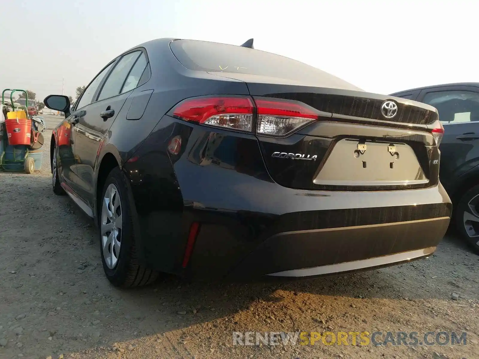 3 Photograph of a damaged car 5YFEPRAE8LP104293 TOYOTA COROLLA 2020