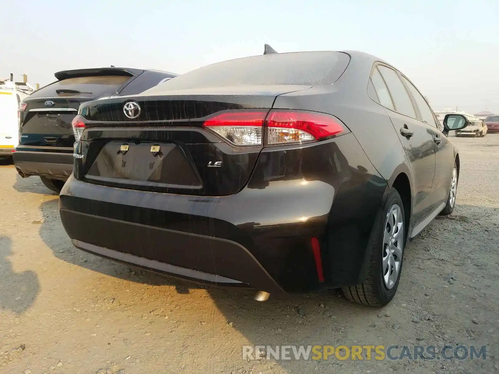 4 Photograph of a damaged car 5YFEPRAE8LP104293 TOYOTA COROLLA 2020