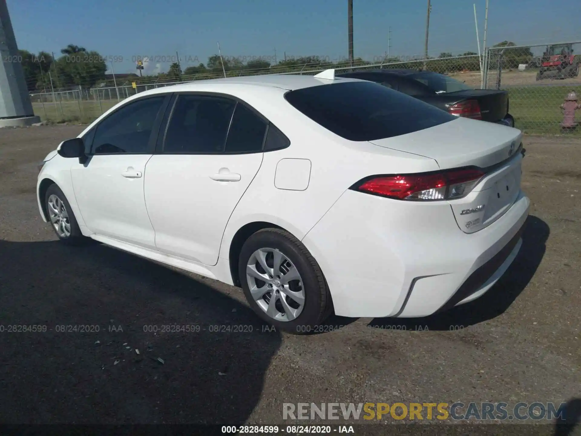 3 Photograph of a damaged car 5YFEPRAE8LP104732 TOYOTA COROLLA 2020