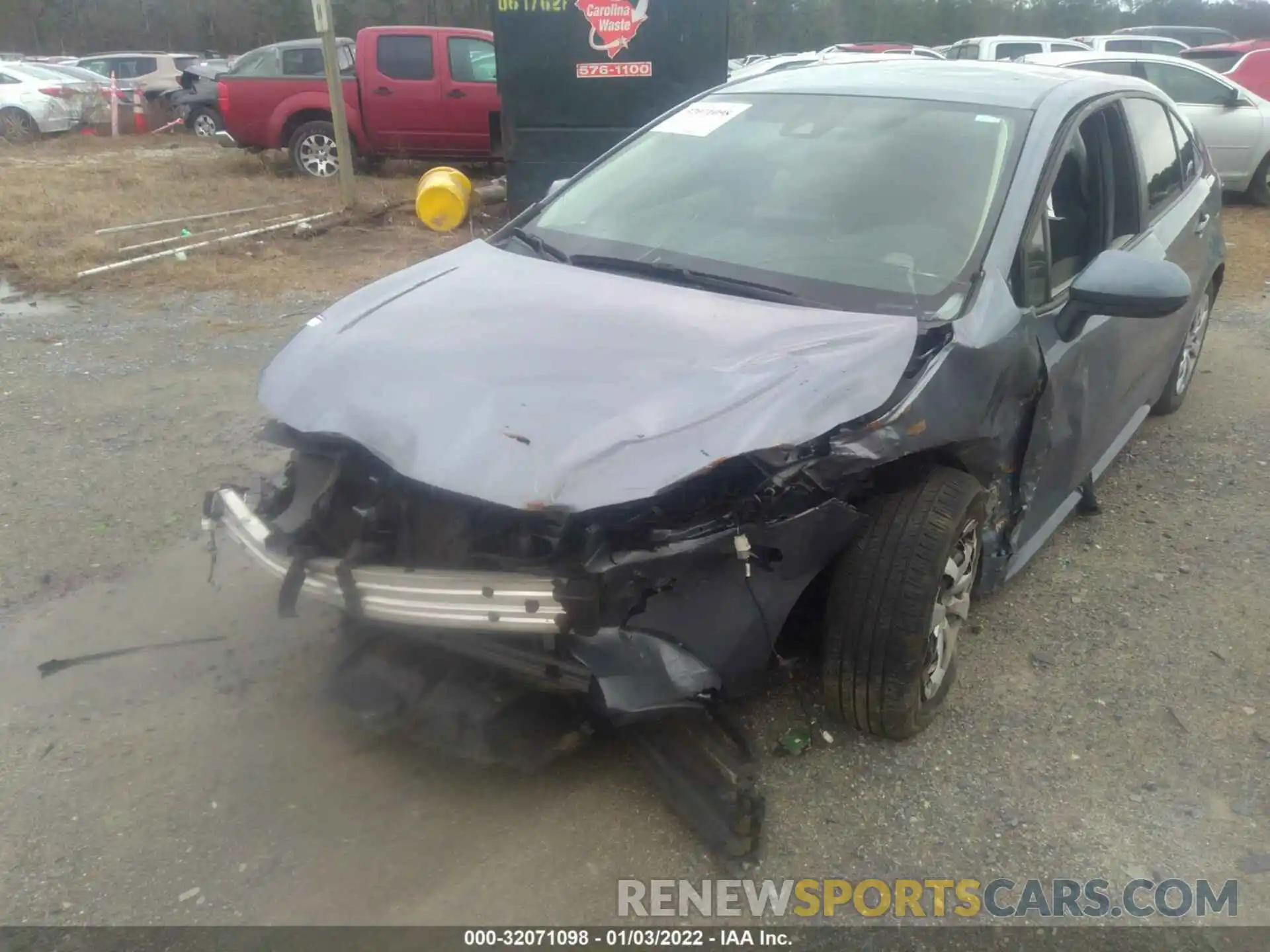 6 Photograph of a damaged car 5YFEPRAE8LP105251 TOYOTA COROLLA 2020