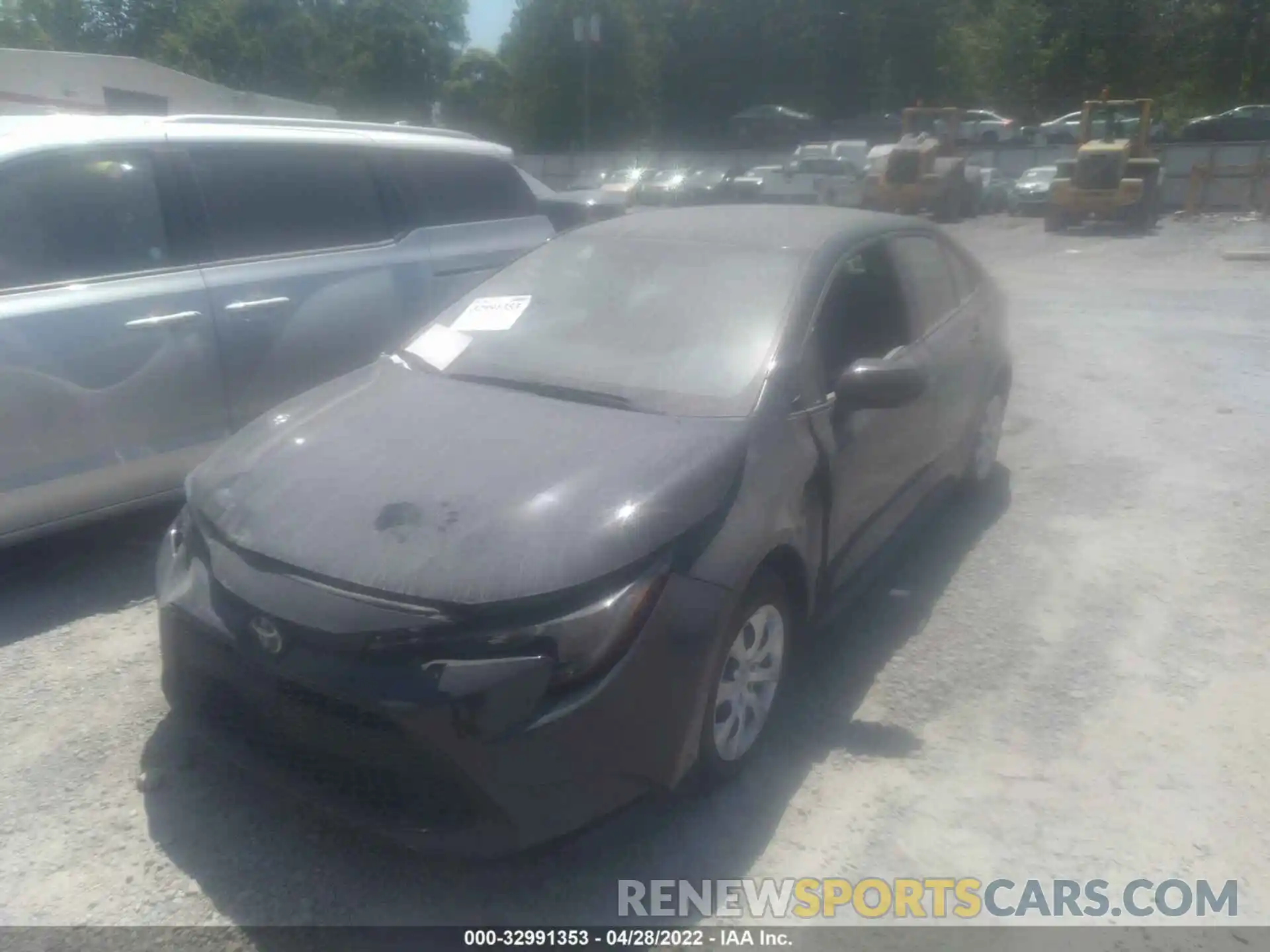 2 Photograph of a damaged car 5YFEPRAE8LP105525 TOYOTA COROLLA 2020