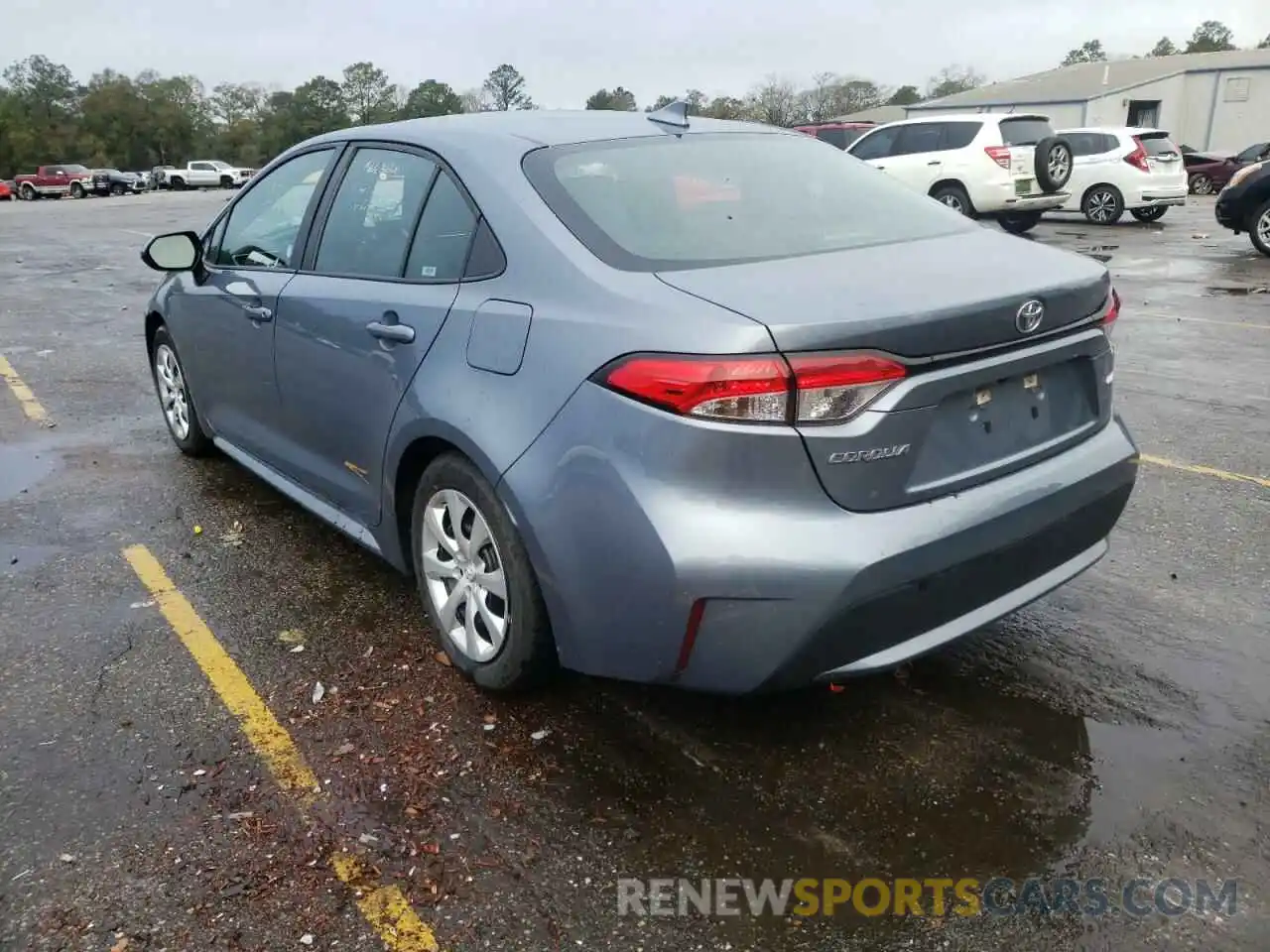 3 Photograph of a damaged car 5YFEPRAE8LP105587 TOYOTA COROLLA 2020