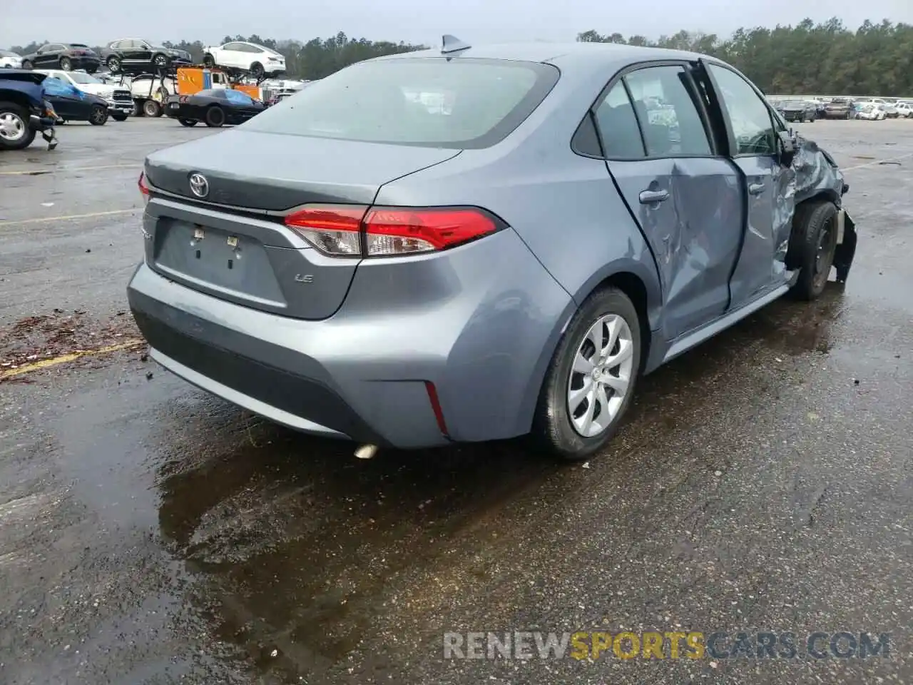 4 Photograph of a damaged car 5YFEPRAE8LP105587 TOYOTA COROLLA 2020