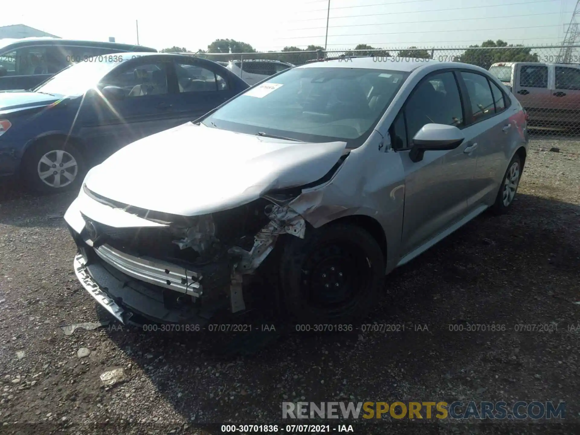 2 Photograph of a damaged car 5YFEPRAE8LP105640 TOYOTA COROLLA 2020