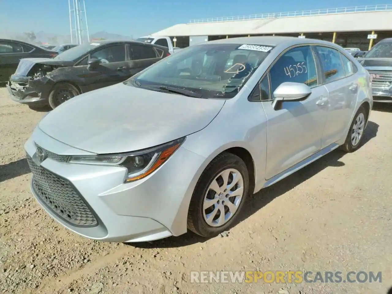 2 Photograph of a damaged car 5YFEPRAE8LP105881 TOYOTA COROLLA 2020