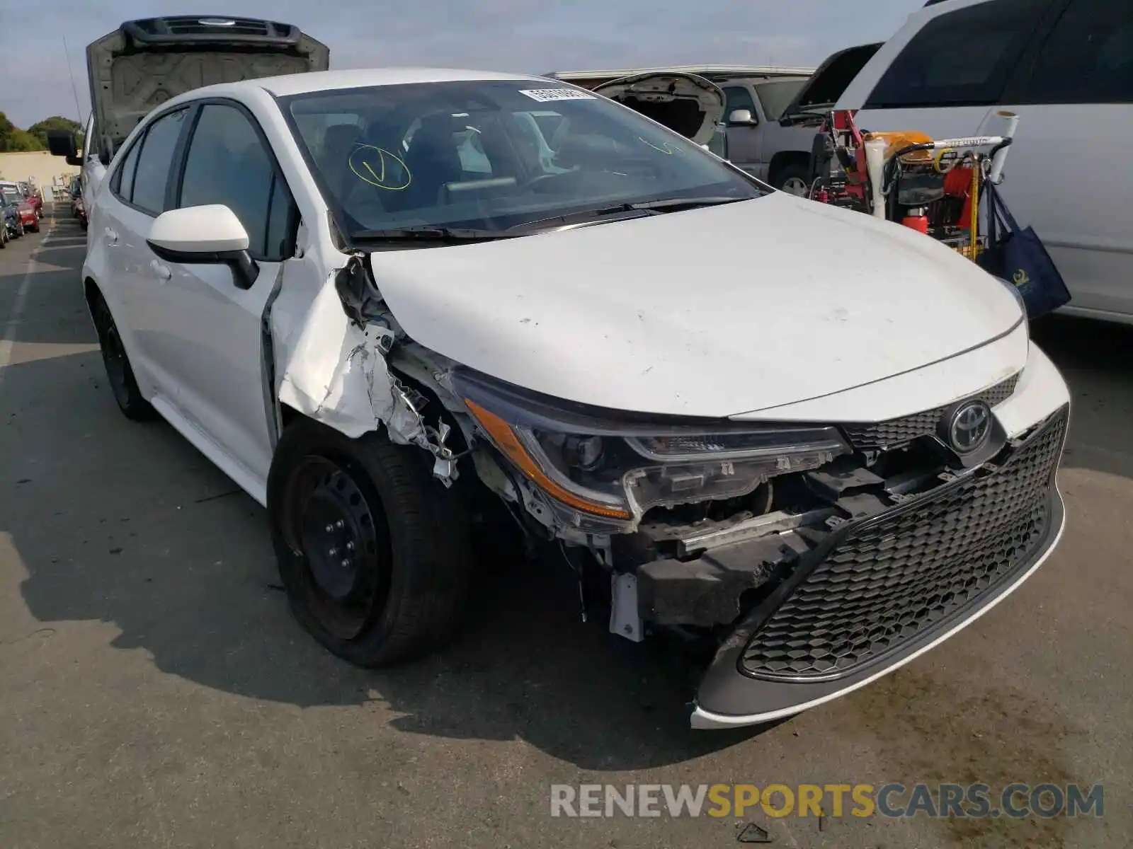 1 Photograph of a damaged car 5YFEPRAE8LP106044 TOYOTA COROLLA 2020