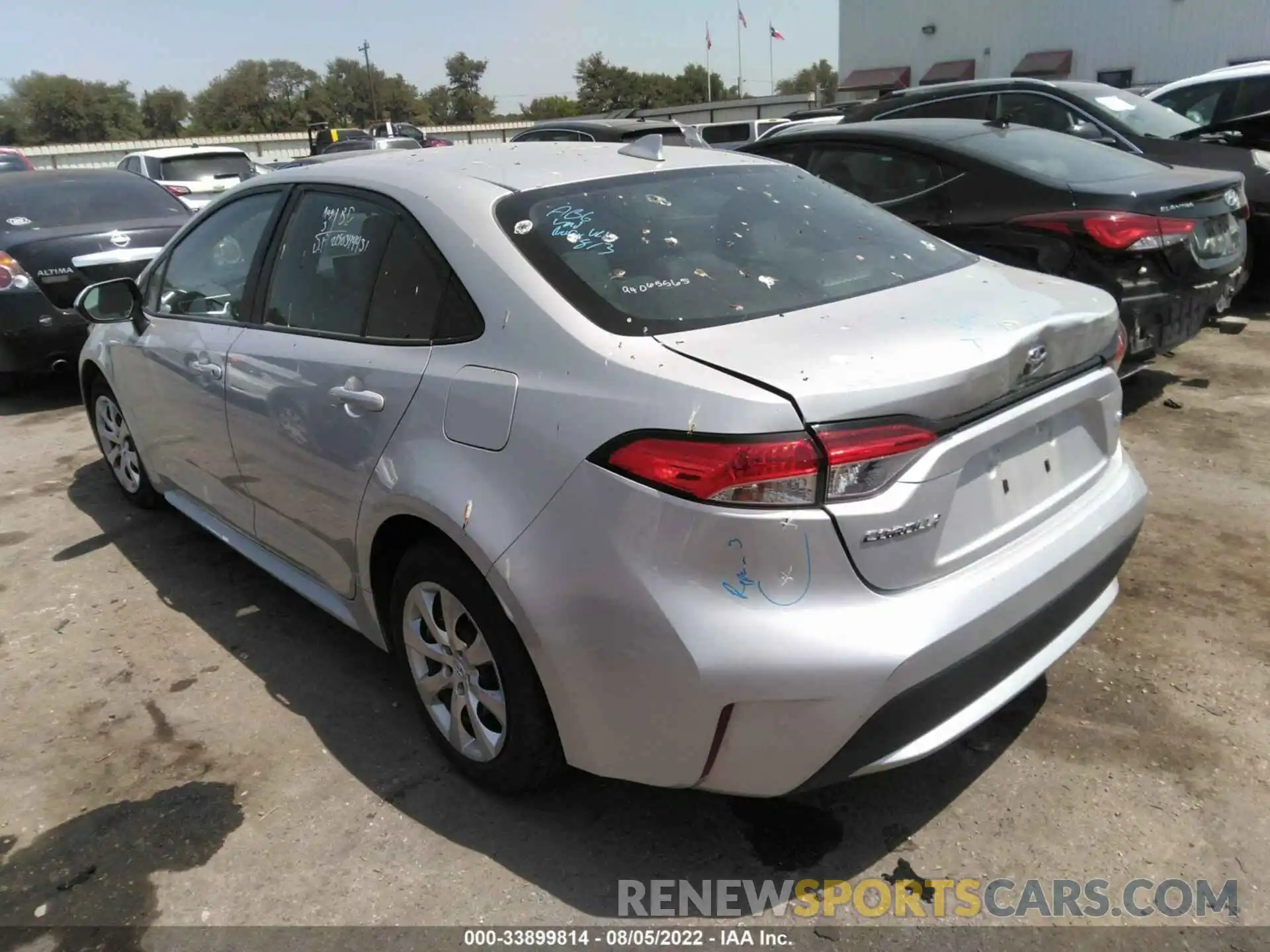 3 Photograph of a damaged car 5YFEPRAE8LP106075 TOYOTA COROLLA 2020