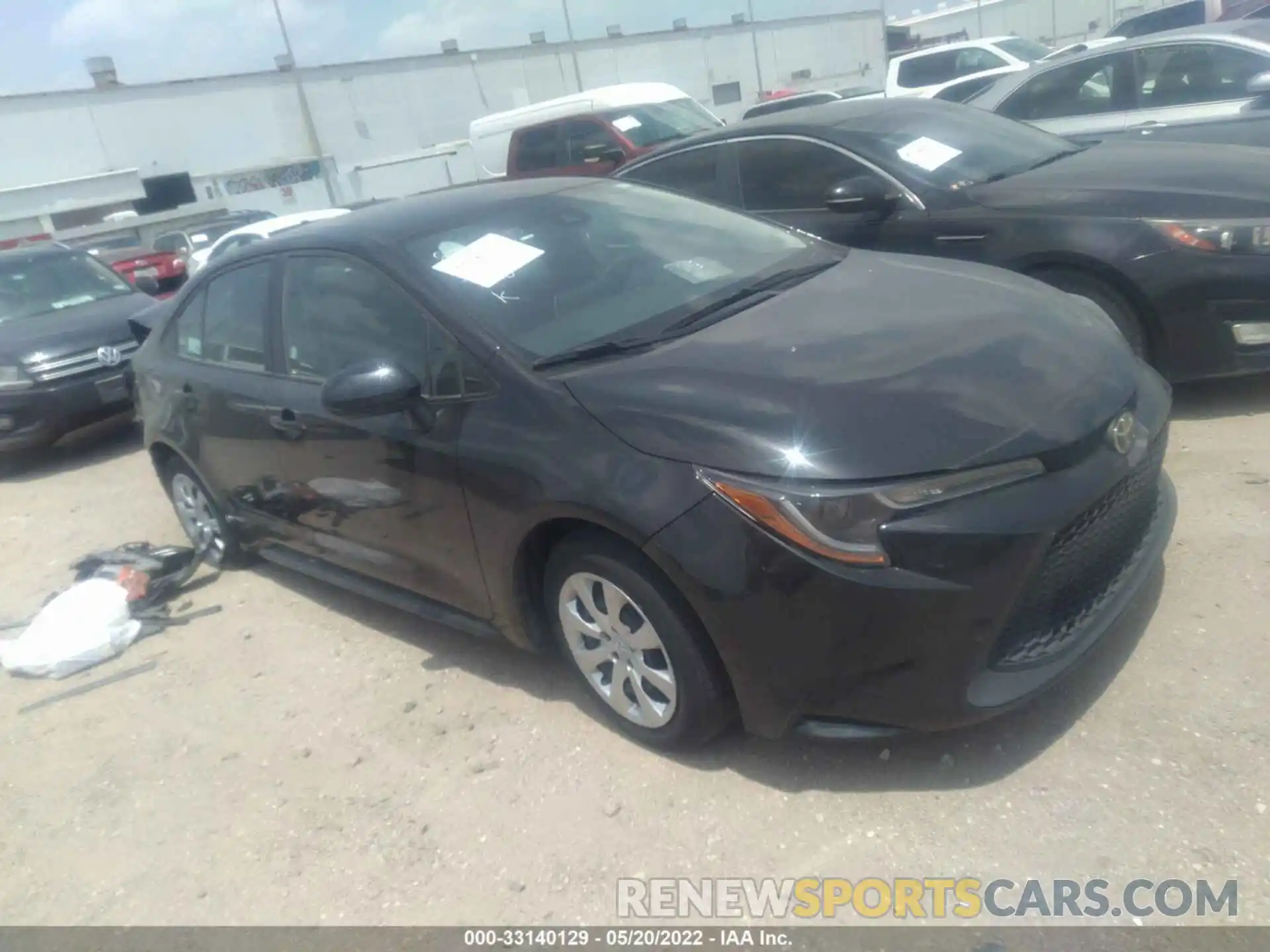 1 Photograph of a damaged car 5YFEPRAE8LP106805 TOYOTA COROLLA 2020