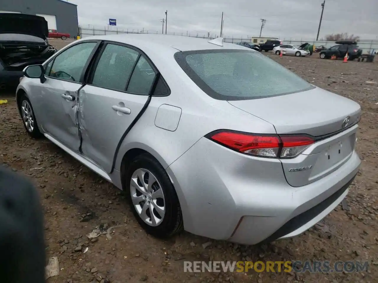 3 Photograph of a damaged car 5YFEPRAE8LP107095 TOYOTA COROLLA 2020