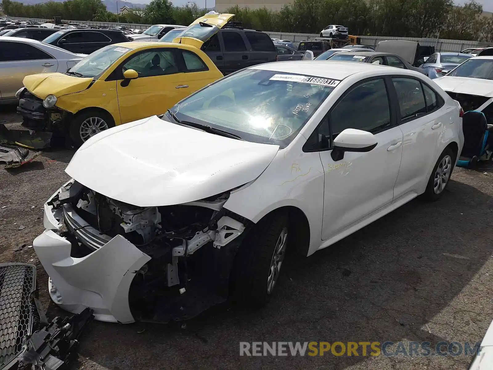 2 Photograph of a damaged car 5YFEPRAE8LP107761 TOYOTA COROLLA 2020