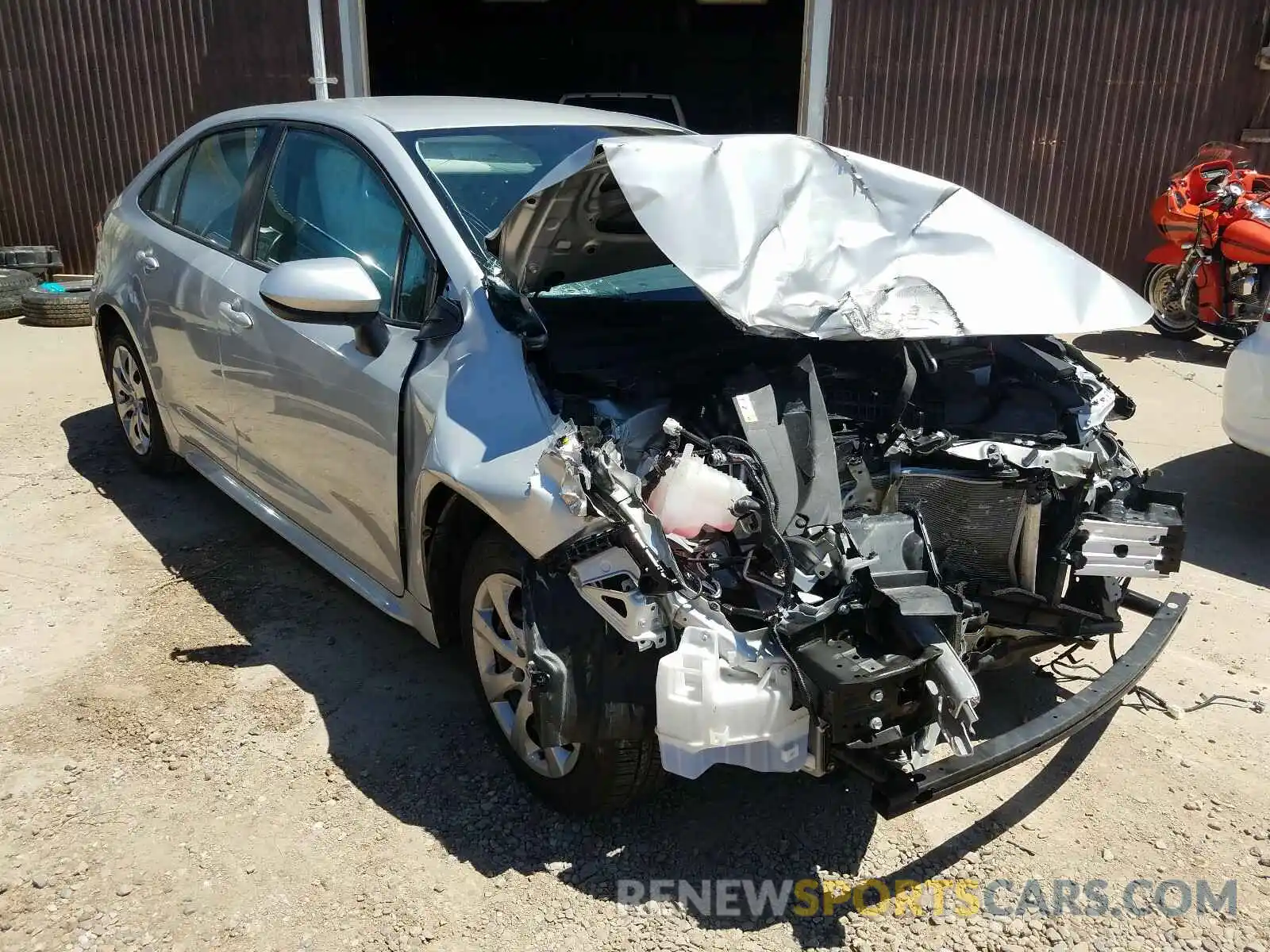 1 Photograph of a damaged car 5YFEPRAE8LP108005 TOYOTA COROLLA 2020