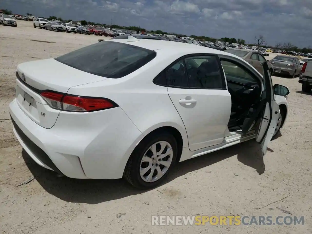 4 Photograph of a damaged car 5YFEPRAE8LP108117 TOYOTA COROLLA 2020