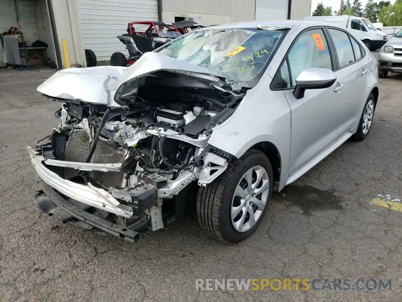 2 Photograph of a damaged car 5YFEPRAE8LP108165 TOYOTA COROLLA 2020