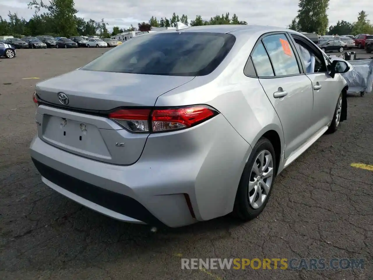 4 Photograph of a damaged car 5YFEPRAE8LP108165 TOYOTA COROLLA 2020