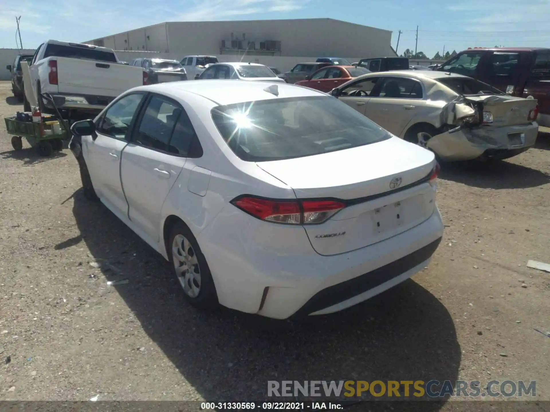 3 Photograph of a damaged car 5YFEPRAE8LP108215 TOYOTA COROLLA 2020