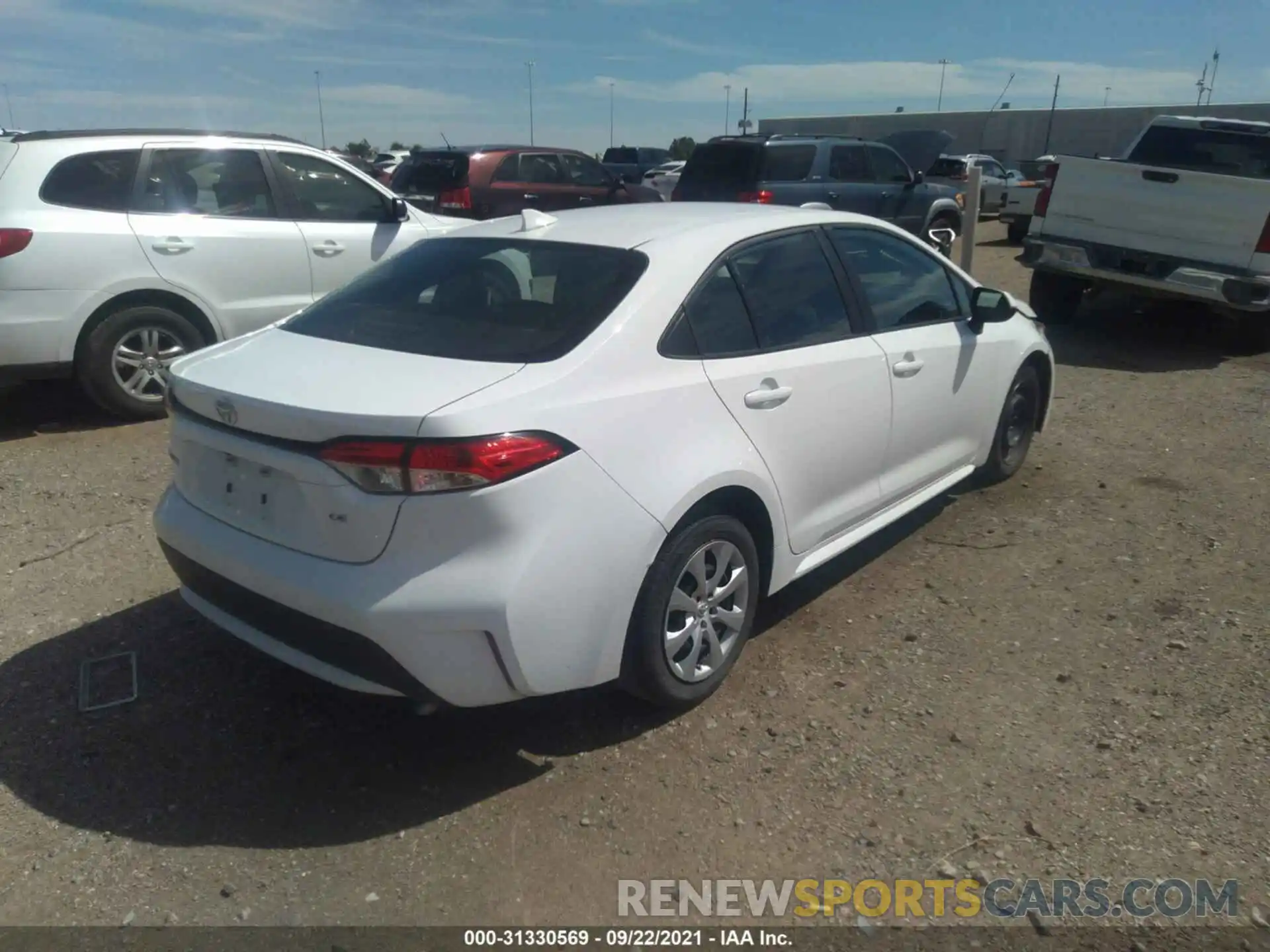 4 Photograph of a damaged car 5YFEPRAE8LP108215 TOYOTA COROLLA 2020