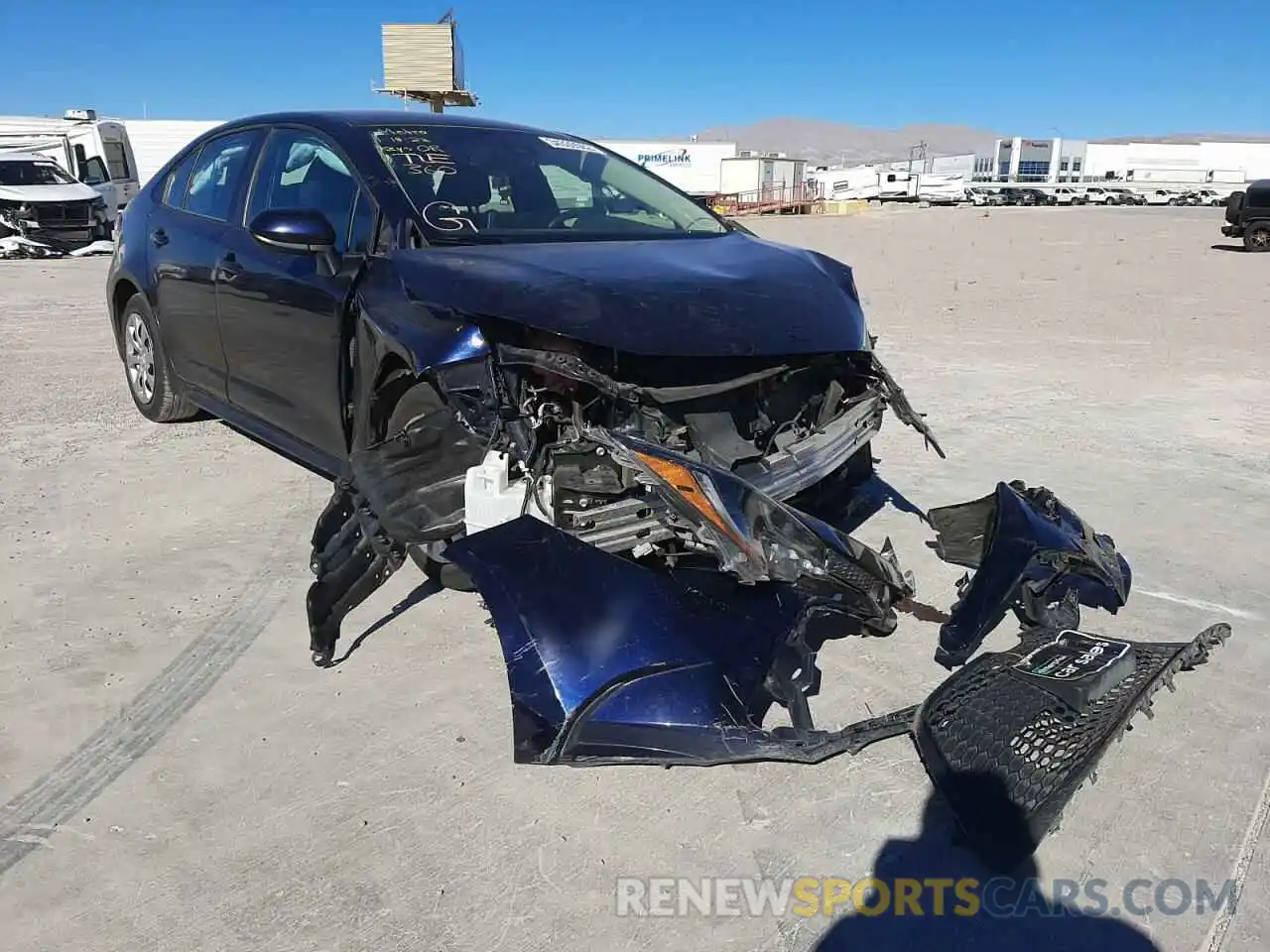 1 Photograph of a damaged car 5YFEPRAE8LP108781 TOYOTA COROLLA 2020