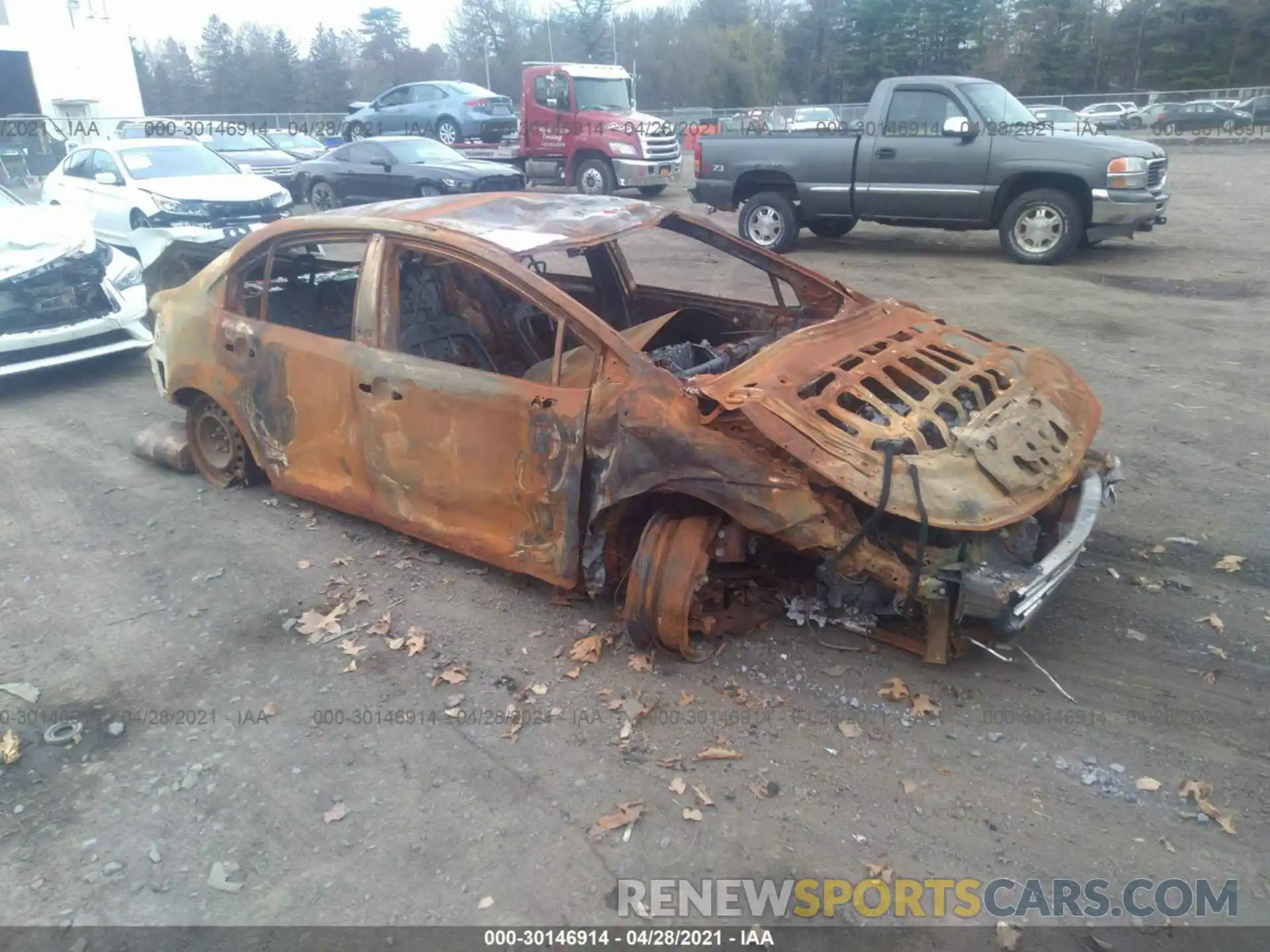 1 Photograph of a damaged car 5YFEPRAE8LP108831 TOYOTA COROLLA 2020