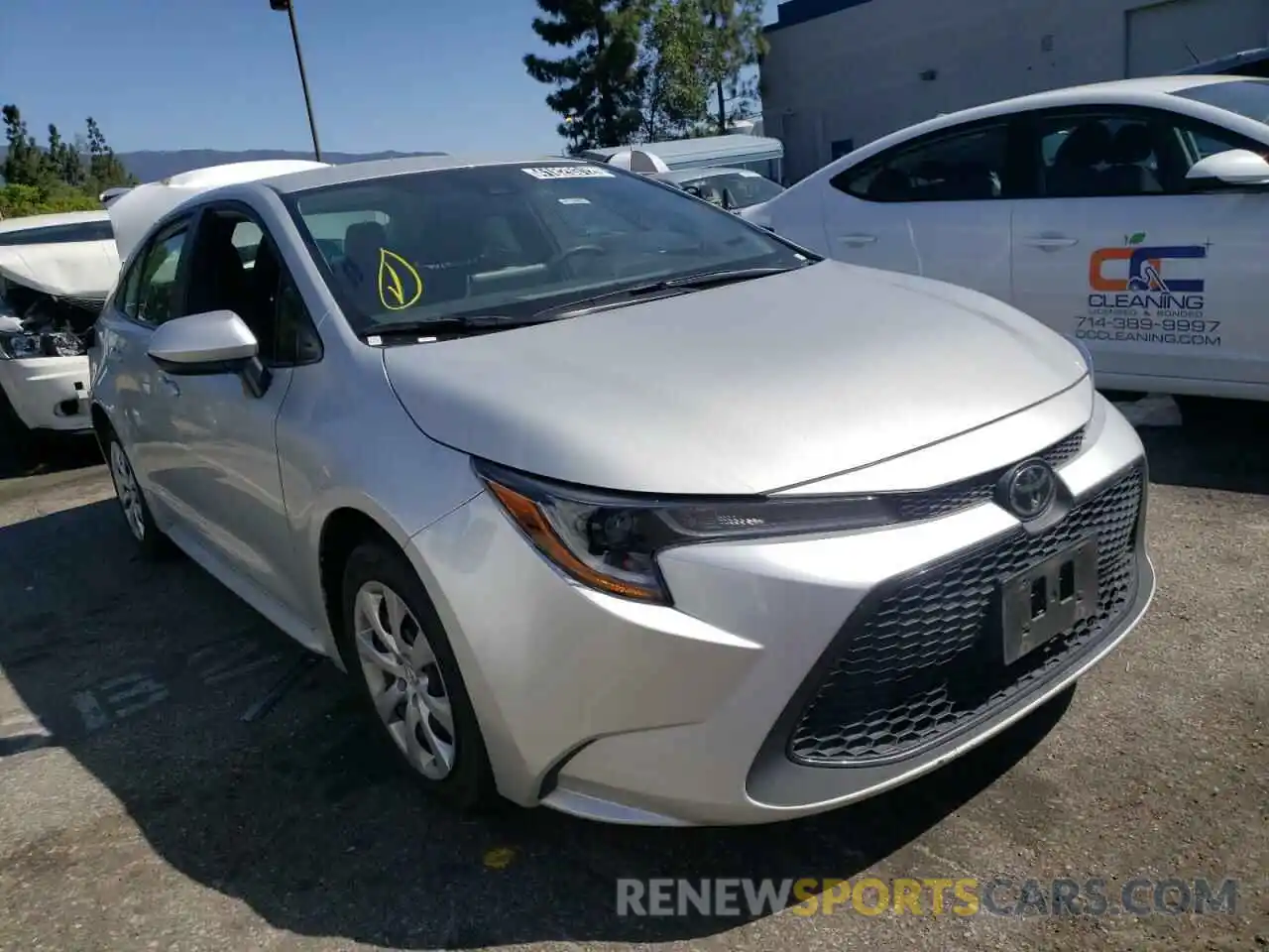 1 Photograph of a damaged car 5YFEPRAE8LP109073 TOYOTA COROLLA 2020