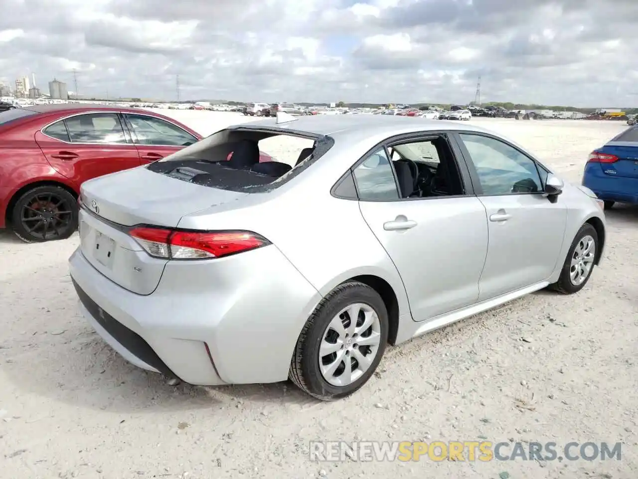 4 Photograph of a damaged car 5YFEPRAE8LP109803 TOYOTA COROLLA 2020