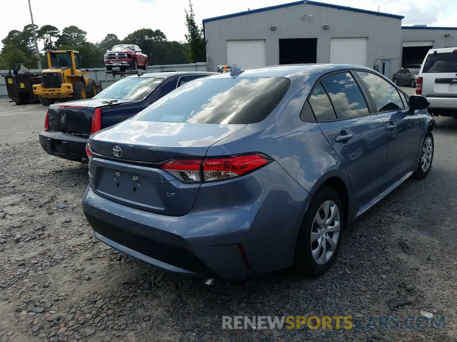 4 Photograph of a damaged car 5YFEPRAE8LP110160 TOYOTA COROLLA 2020