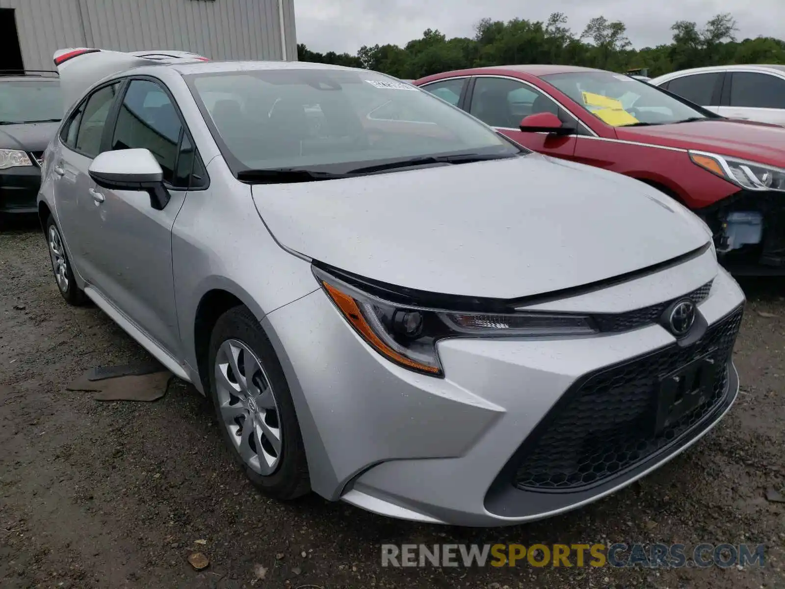 1 Photograph of a damaged car 5YFEPRAE8LP110739 TOYOTA COROLLA 2020