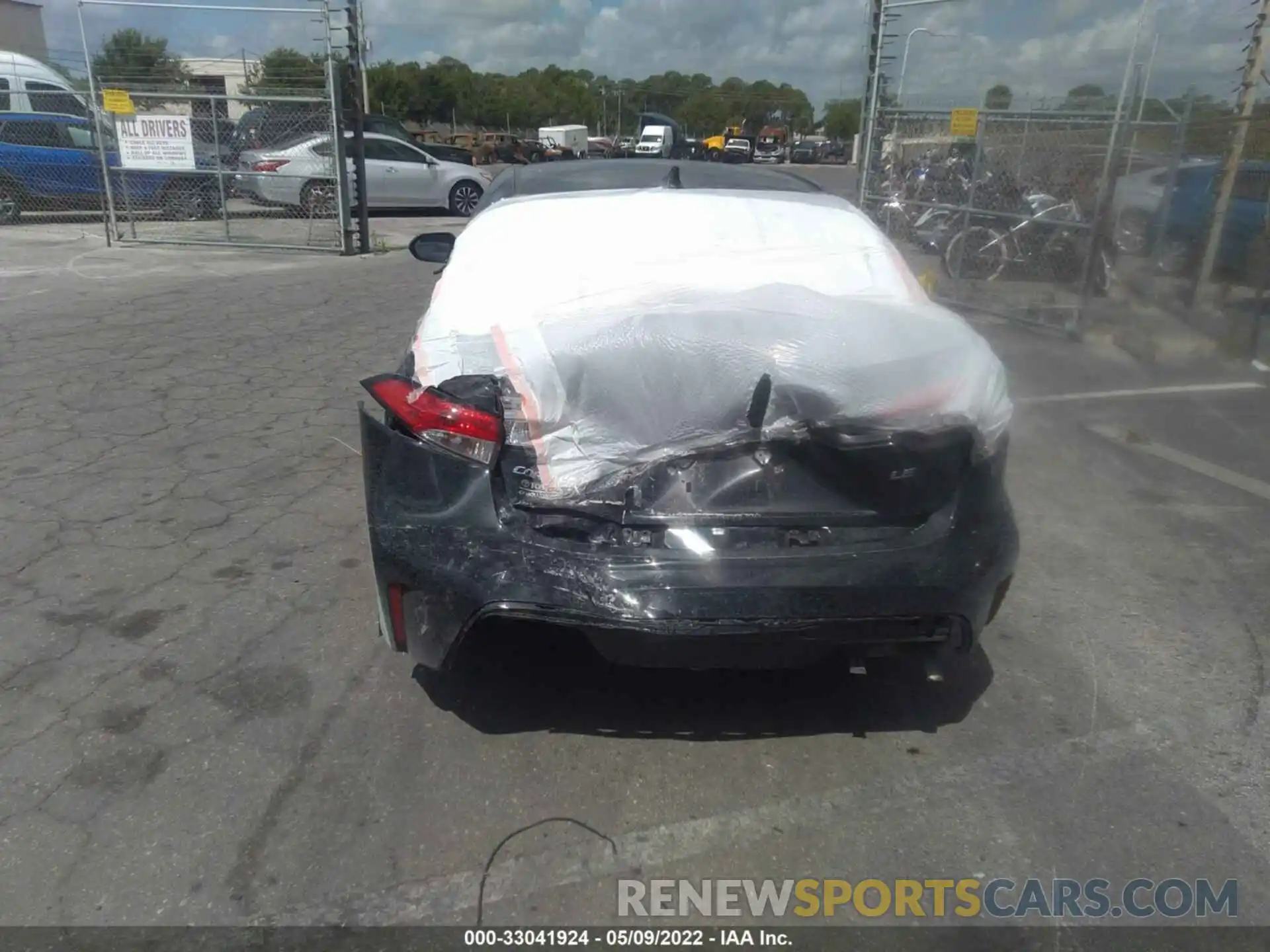 6 Photograph of a damaged car 5YFEPRAE8LP111003 TOYOTA COROLLA 2020