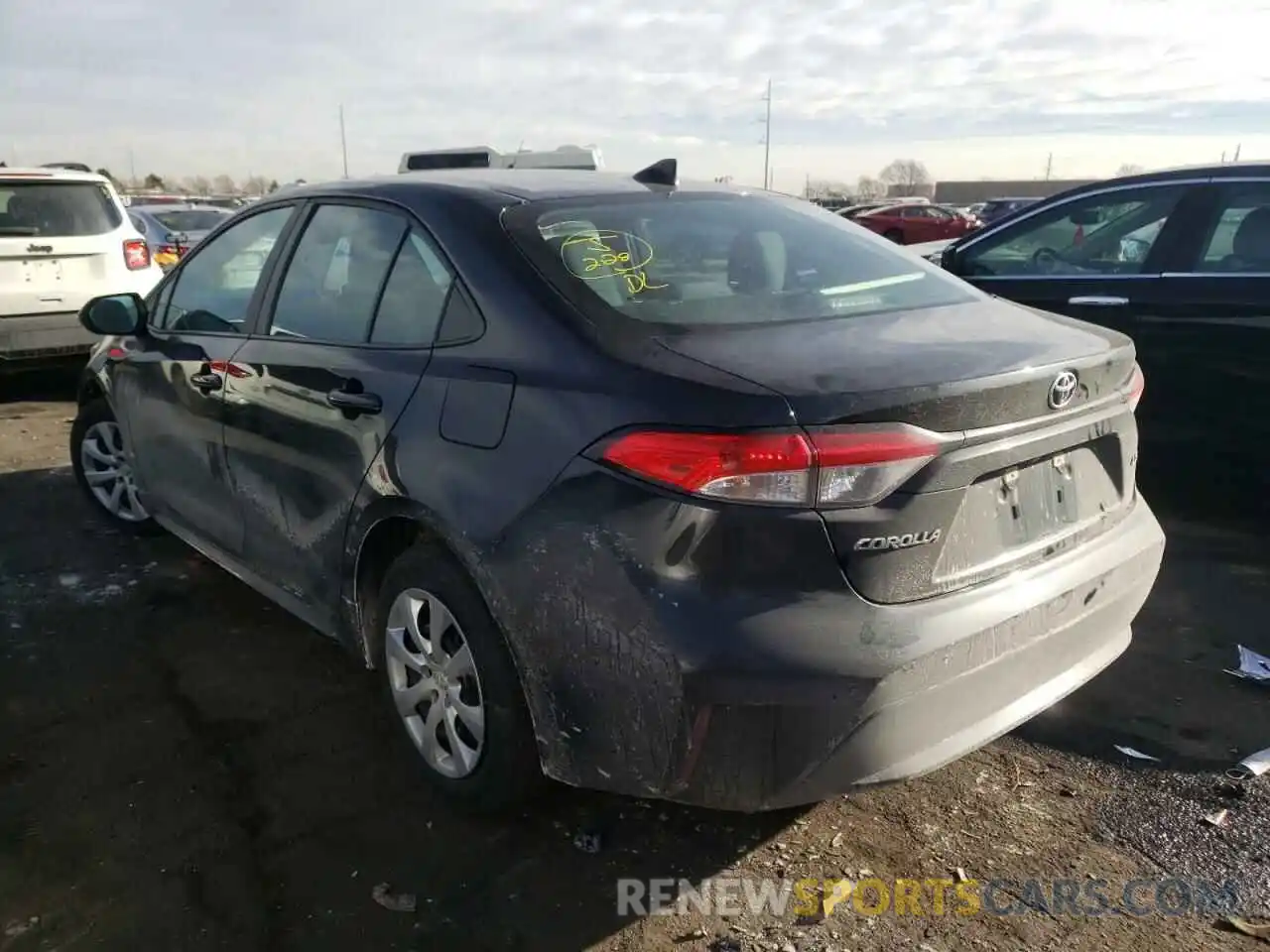 3 Photograph of a damaged car 5YFEPRAE8LP111731 TOYOTA COROLLA 2020