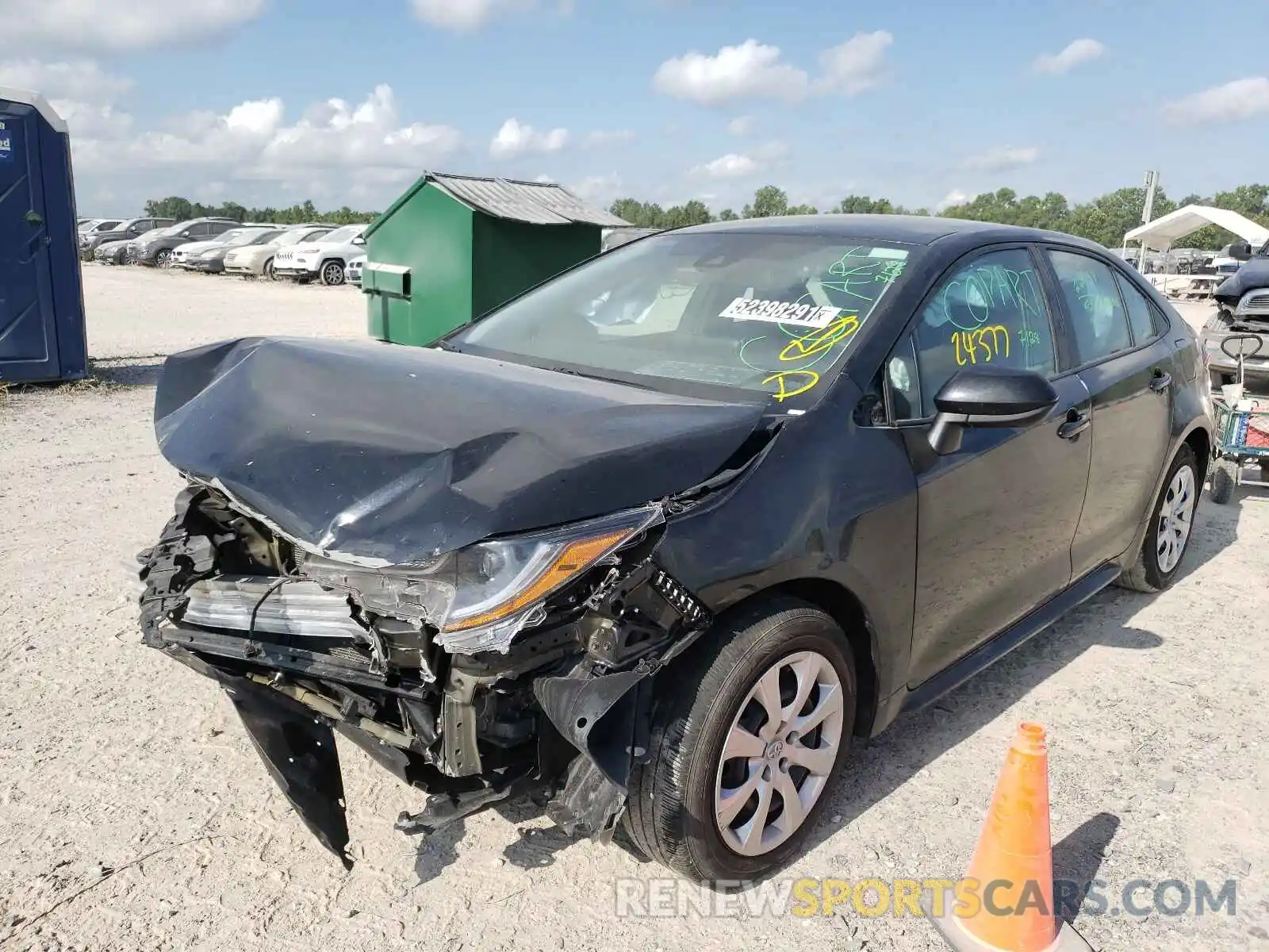 2 Photograph of a damaged car 5YFEPRAE8LP115441 TOYOTA COROLLA 2020