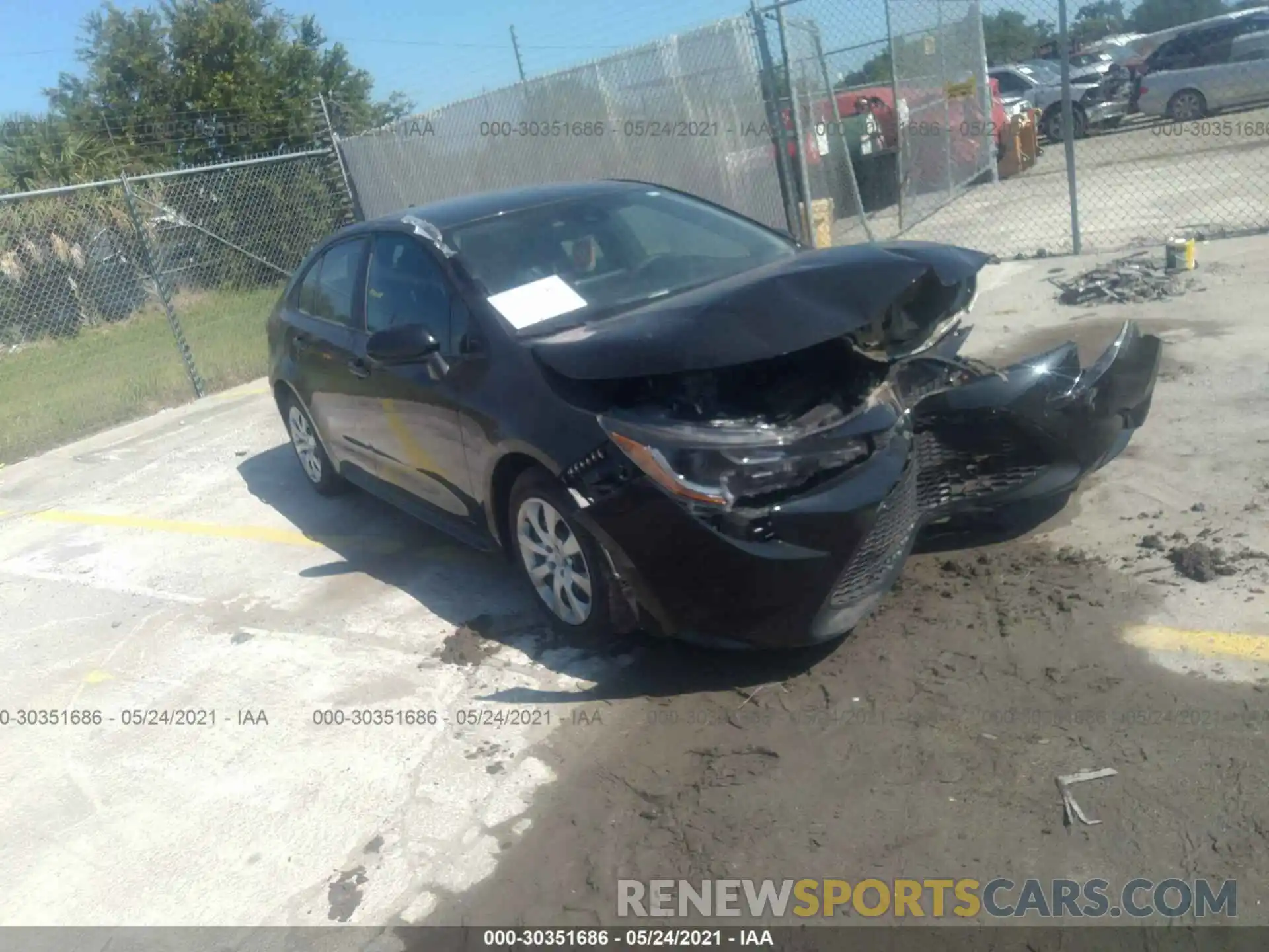 1 Photograph of a damaged car 5YFEPRAE8LP115570 TOYOTA COROLLA 2020