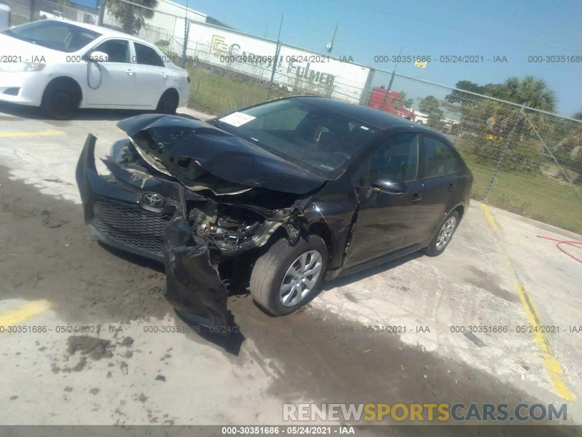 2 Photograph of a damaged car 5YFEPRAE8LP115570 TOYOTA COROLLA 2020