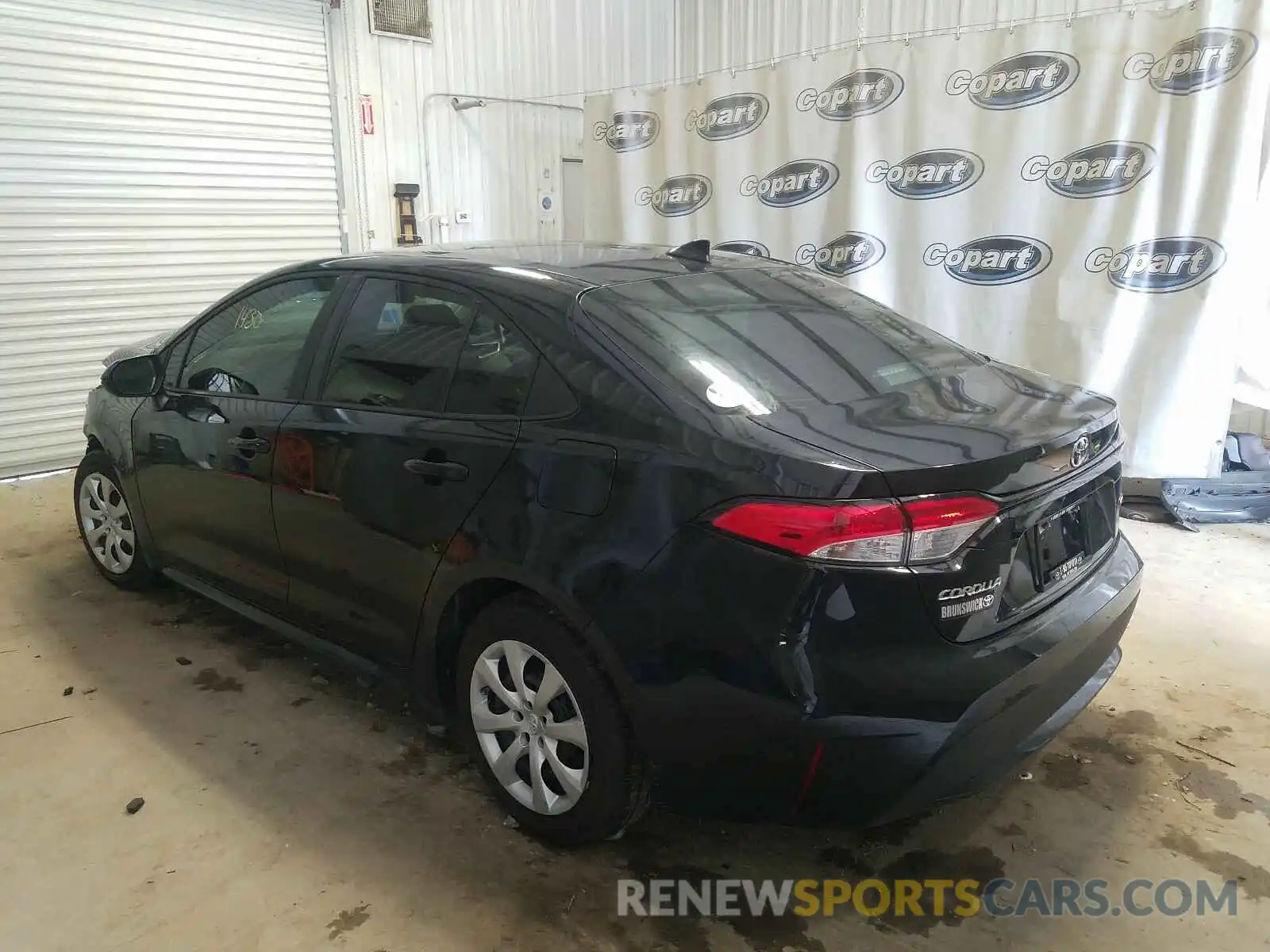 3 Photograph of a damaged car 5YFEPRAE8LP115598 TOYOTA COROLLA 2020