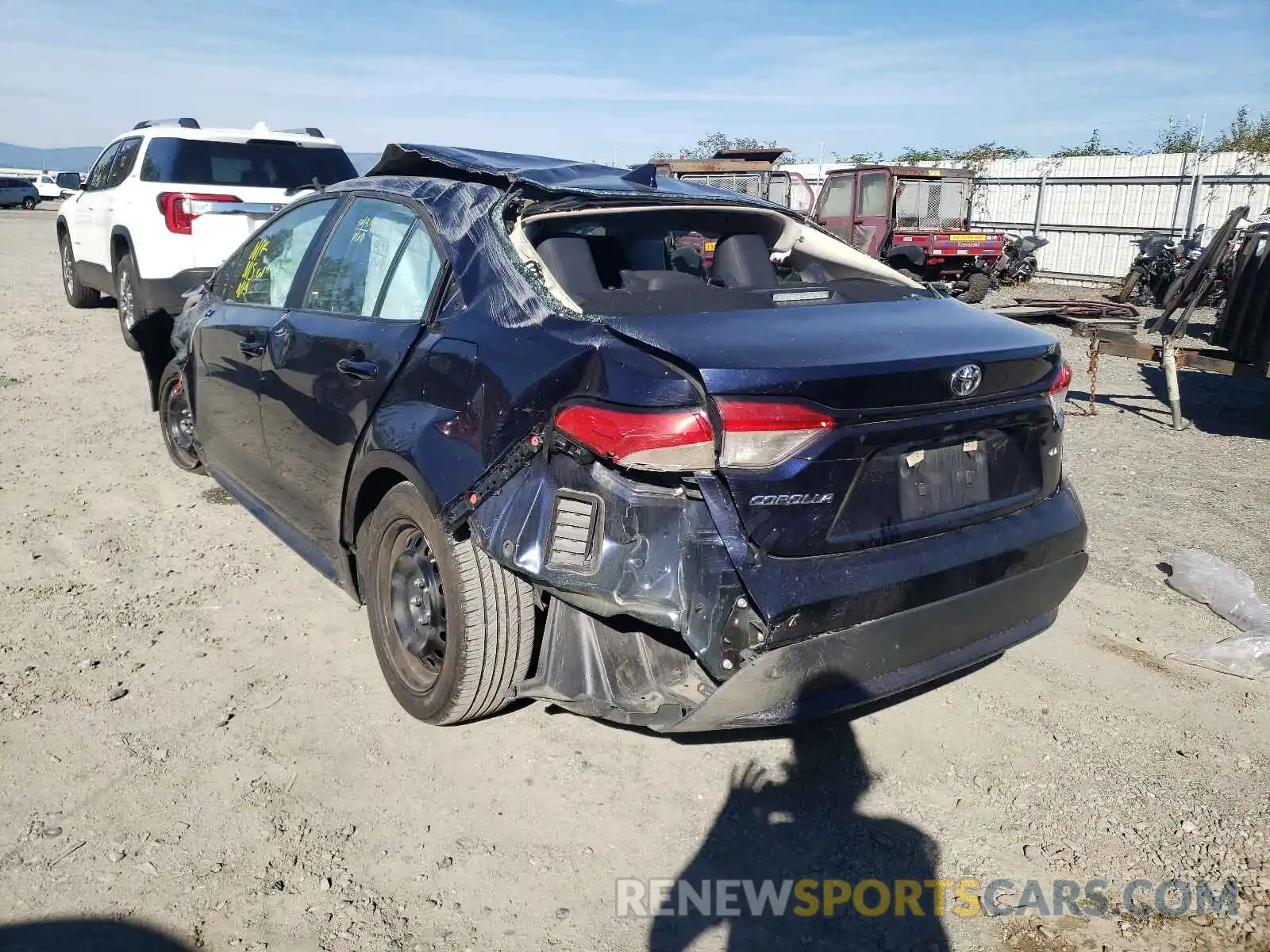 3 Photograph of a damaged car 5YFEPRAE8LP115861 TOYOTA COROLLA 2020